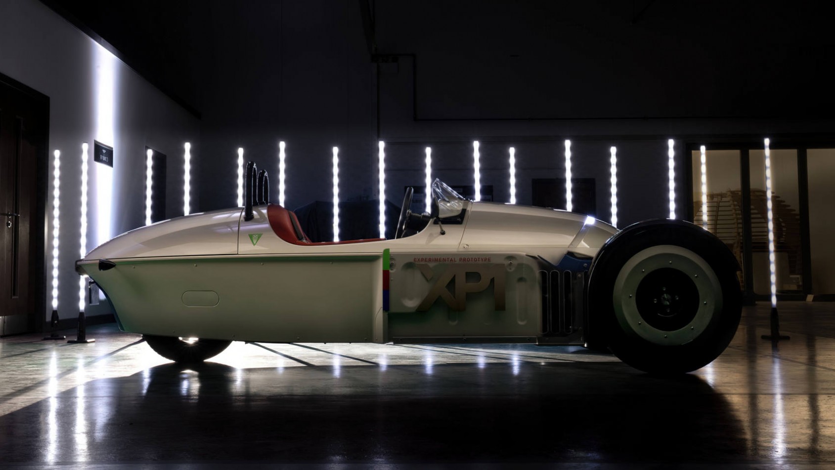 Morgan Super 3 Morgan XP-1 sylwetka