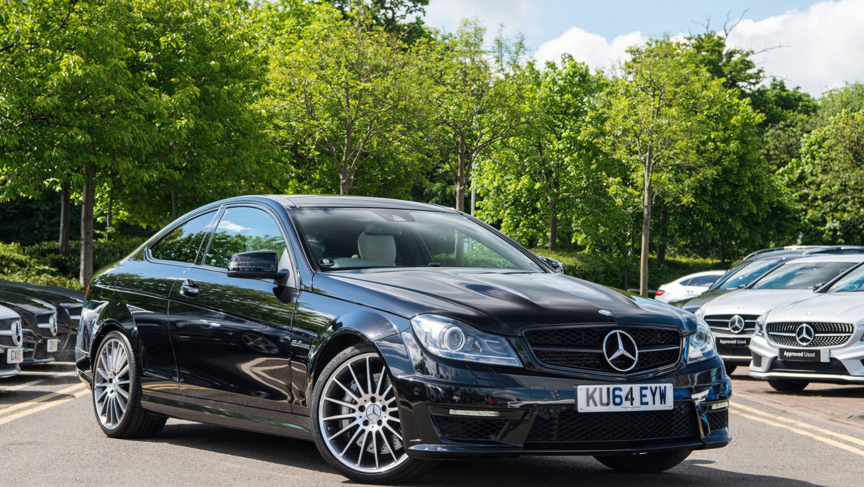 Mercedes-AMG C63 Mercedes-Benz C63 W204 poradnik coupe design