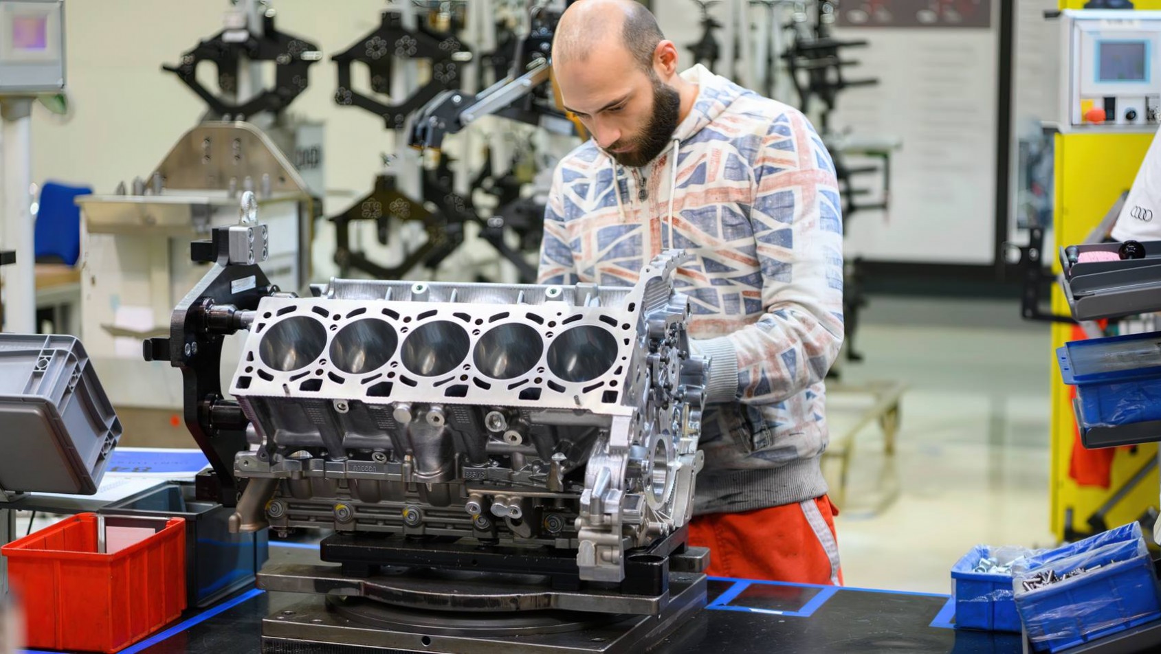 Audi Lamborghini V10 proces produkcyjny