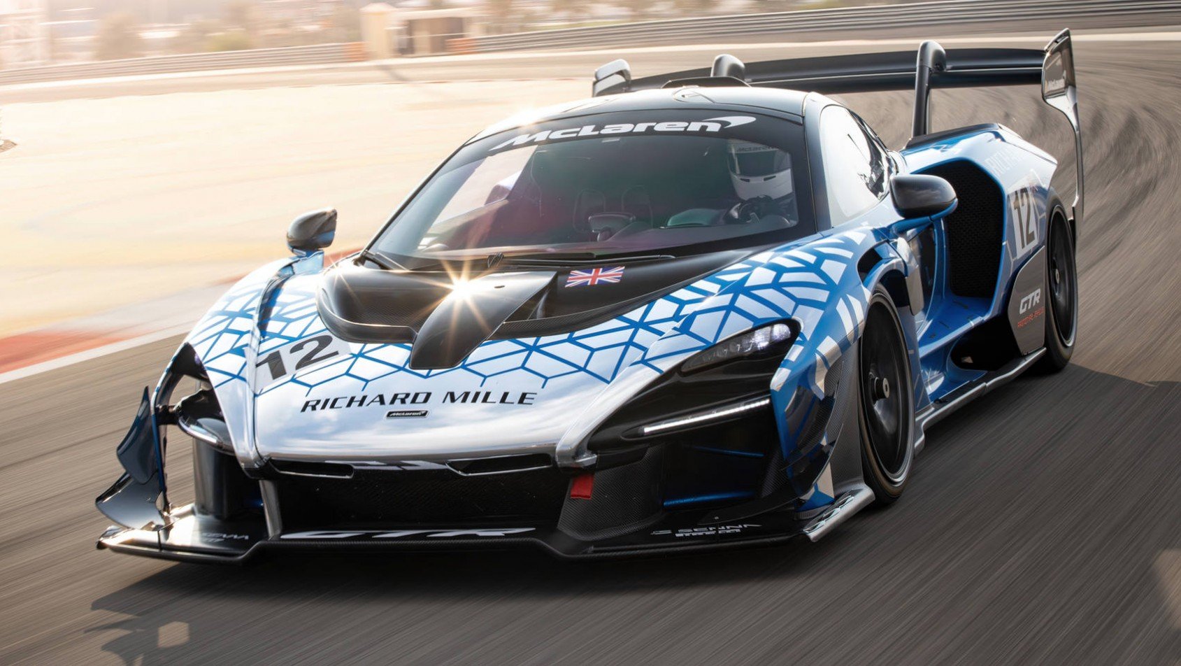 McLaren Senna GTR przód
