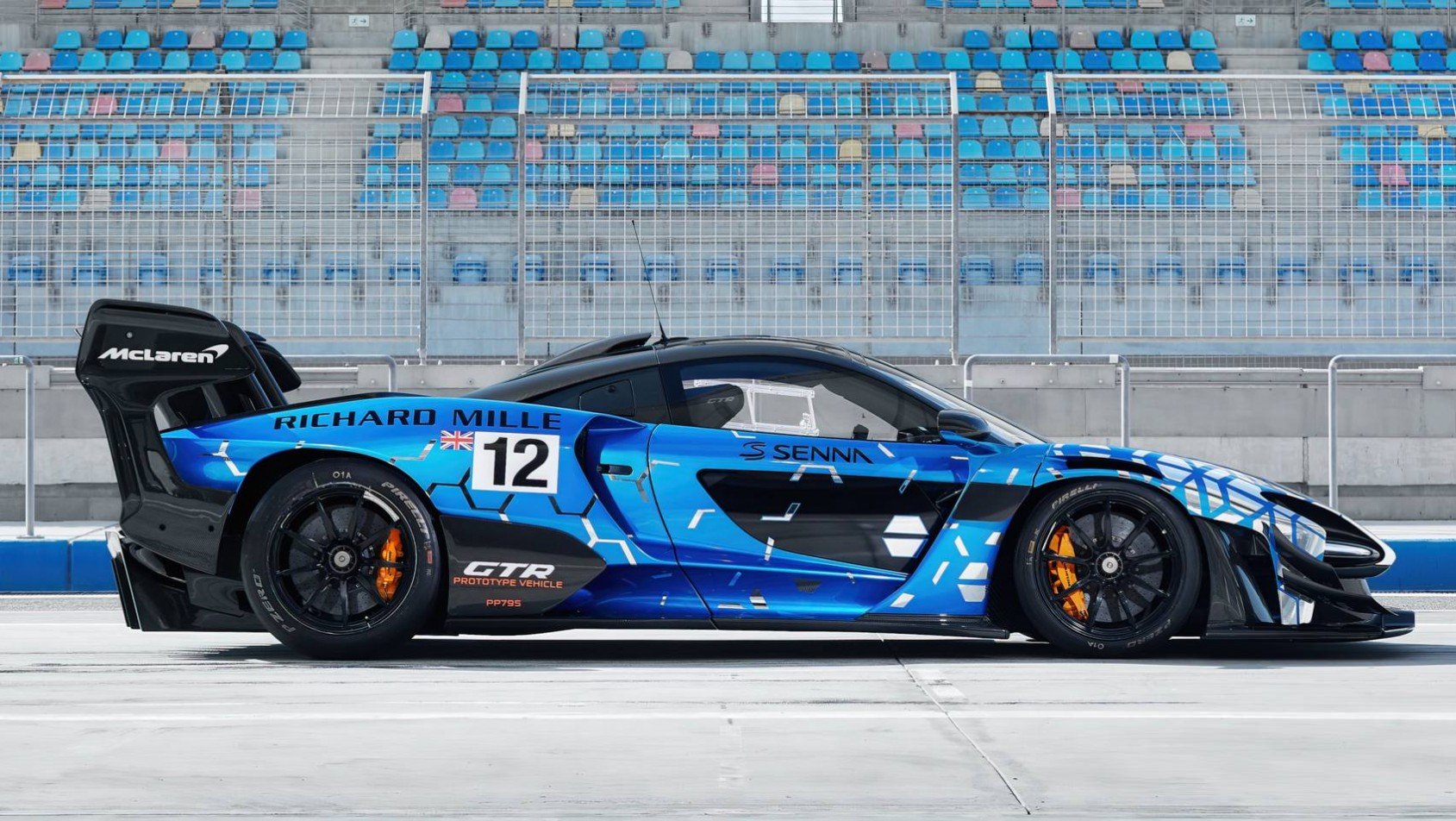 McLaren Senna GTR sylwetka