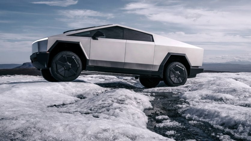 Tesla Cybertruck Tesla Cybertruck produkcyjna główne