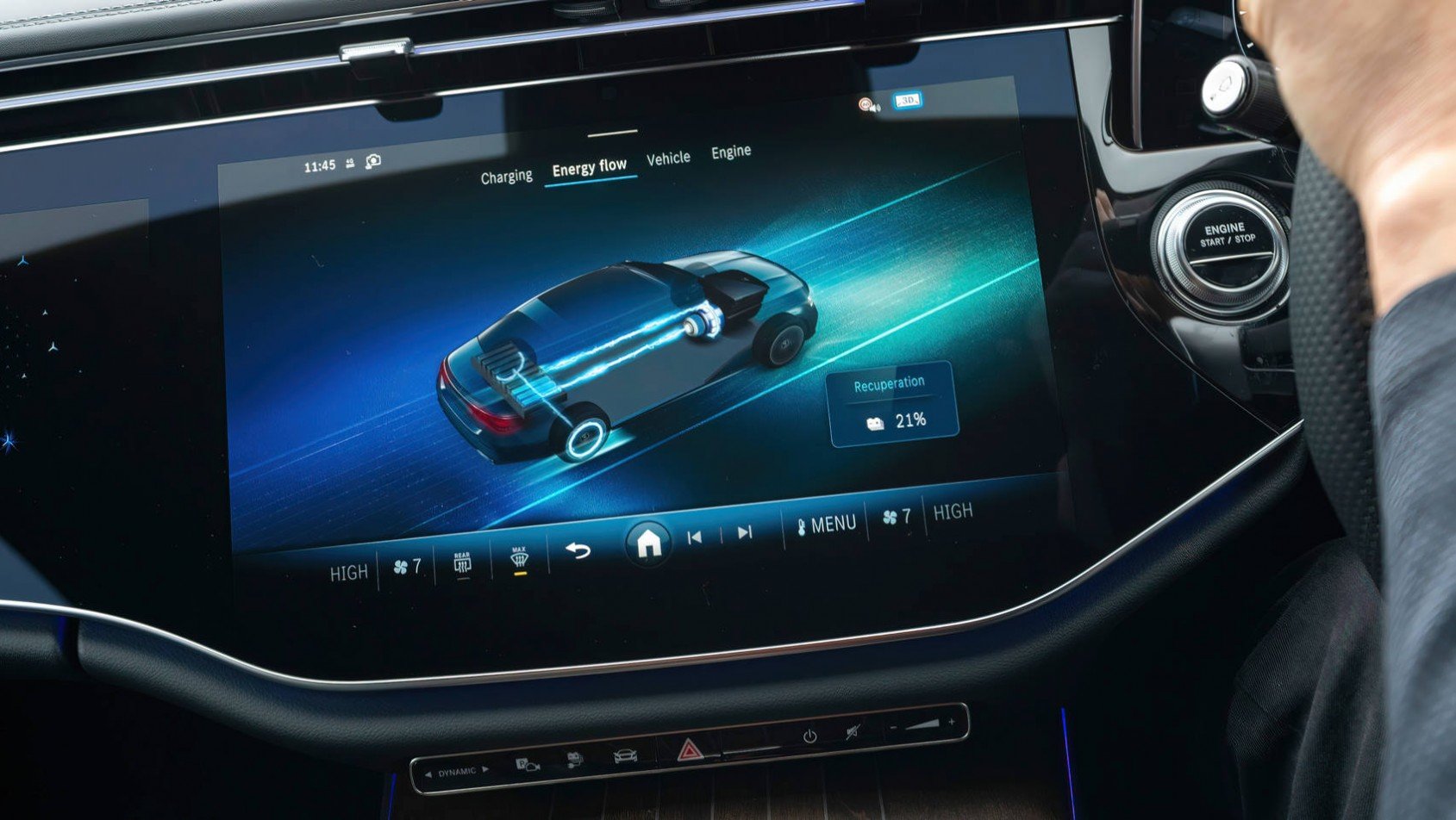 2024 Mercedes-Benz E300e ekran centralny