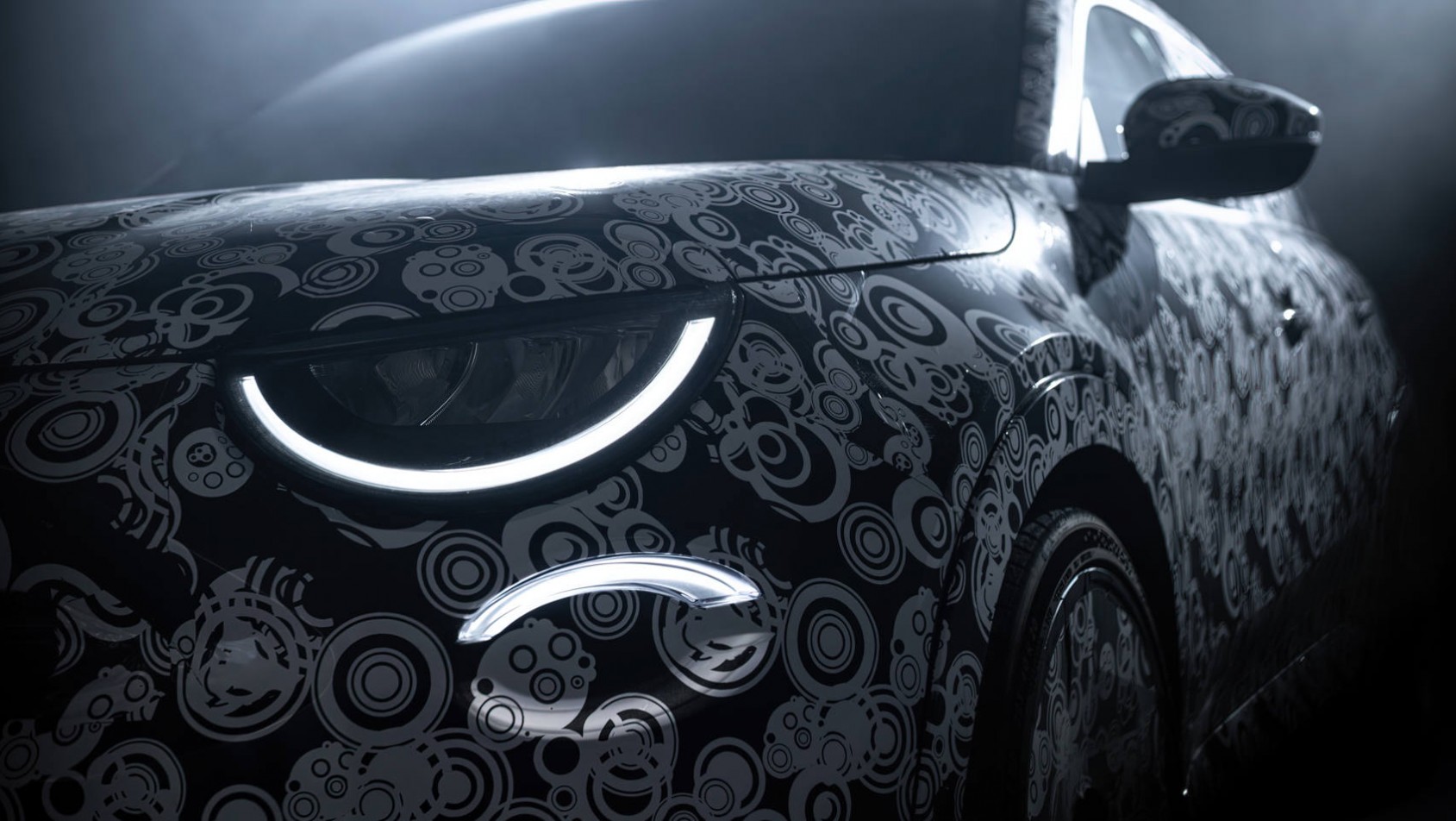 Abarth 600e teaser LED