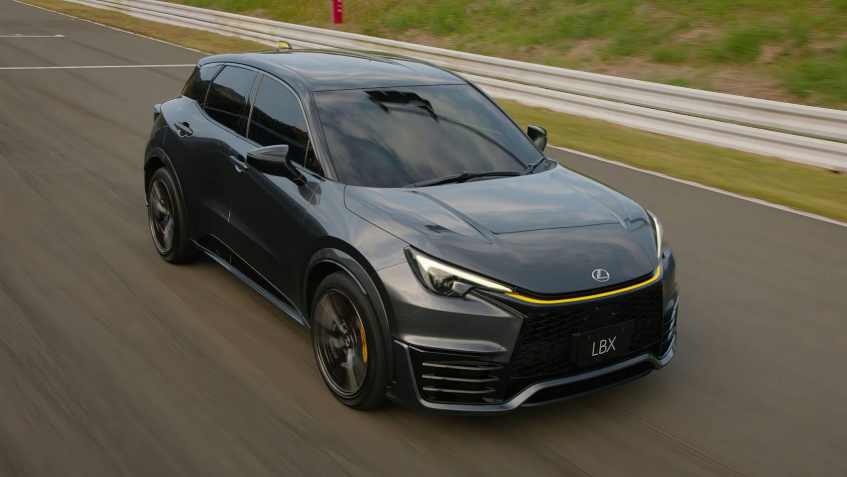 Lexus LBX Morizo RR dynamiczne