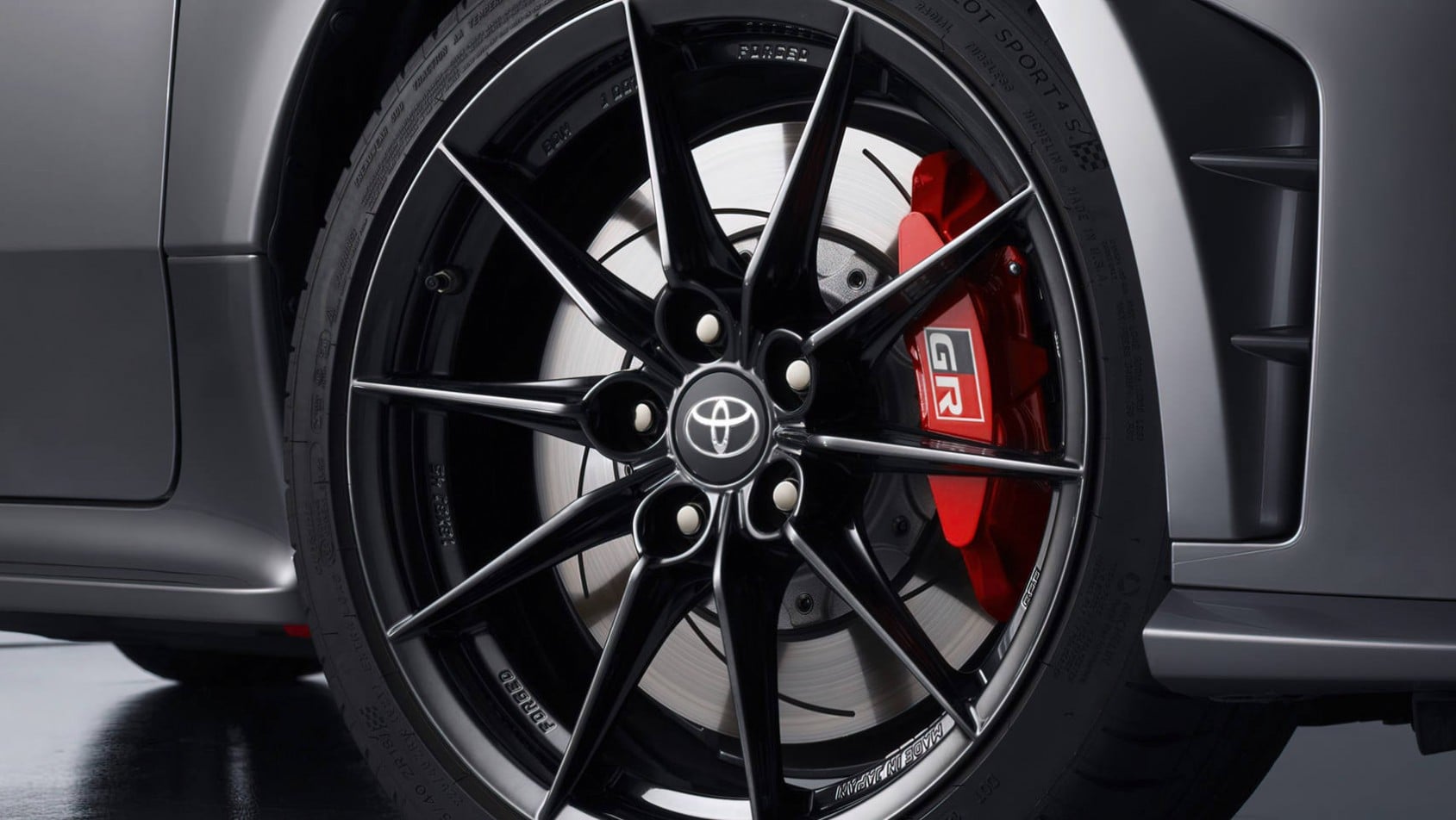 2024 Toyota GR Yaris Gen2 hamulce