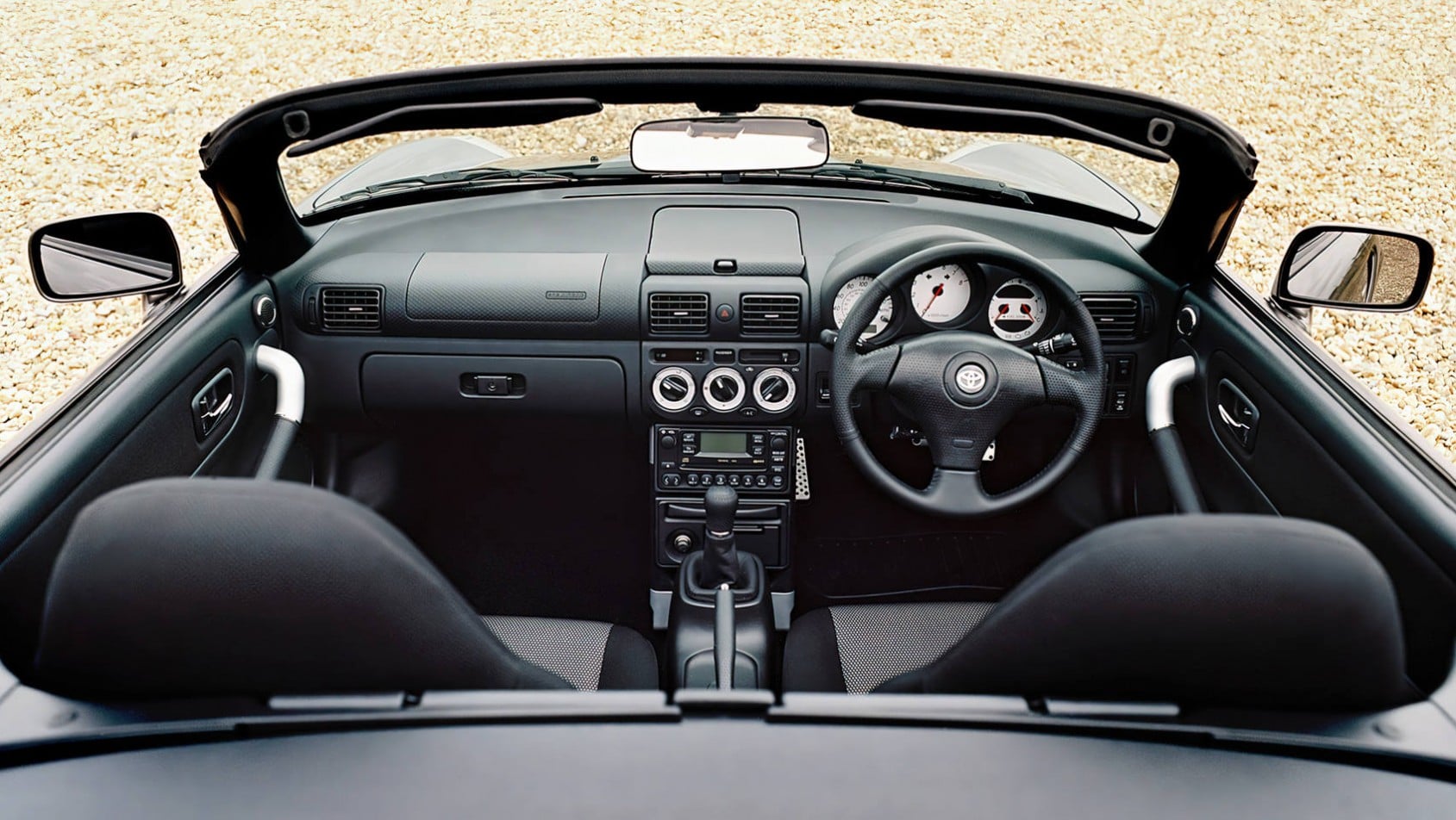 Toyota MR2 Mk3 kokpit