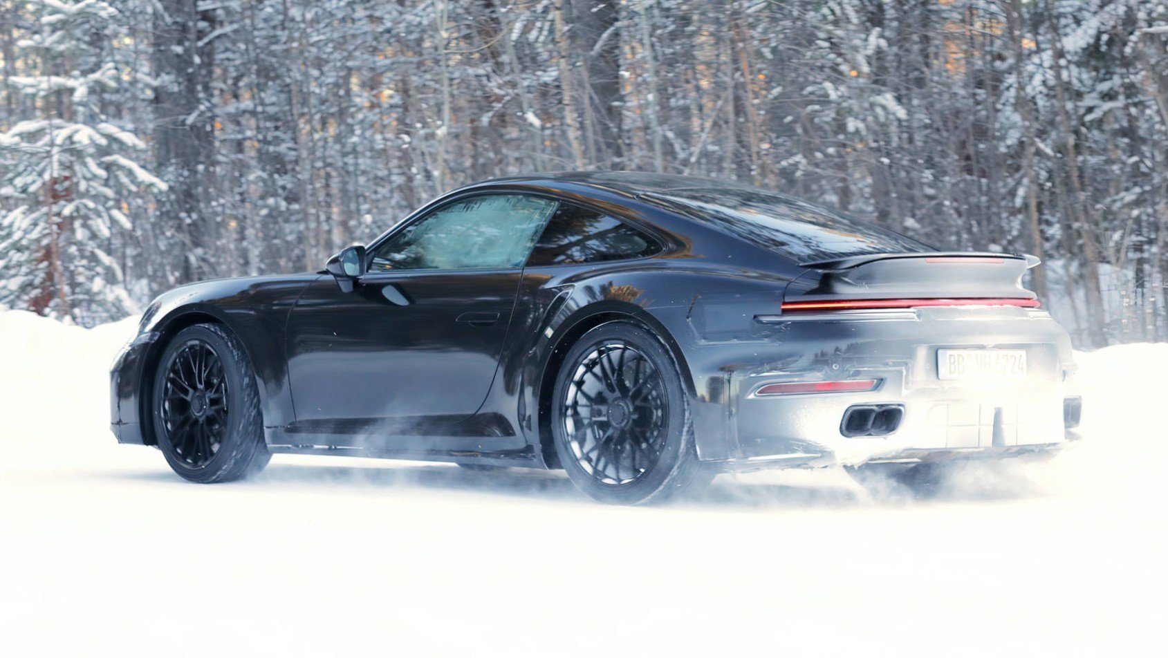 Porsche 911 992.2 turbo spyshot zimowe testy