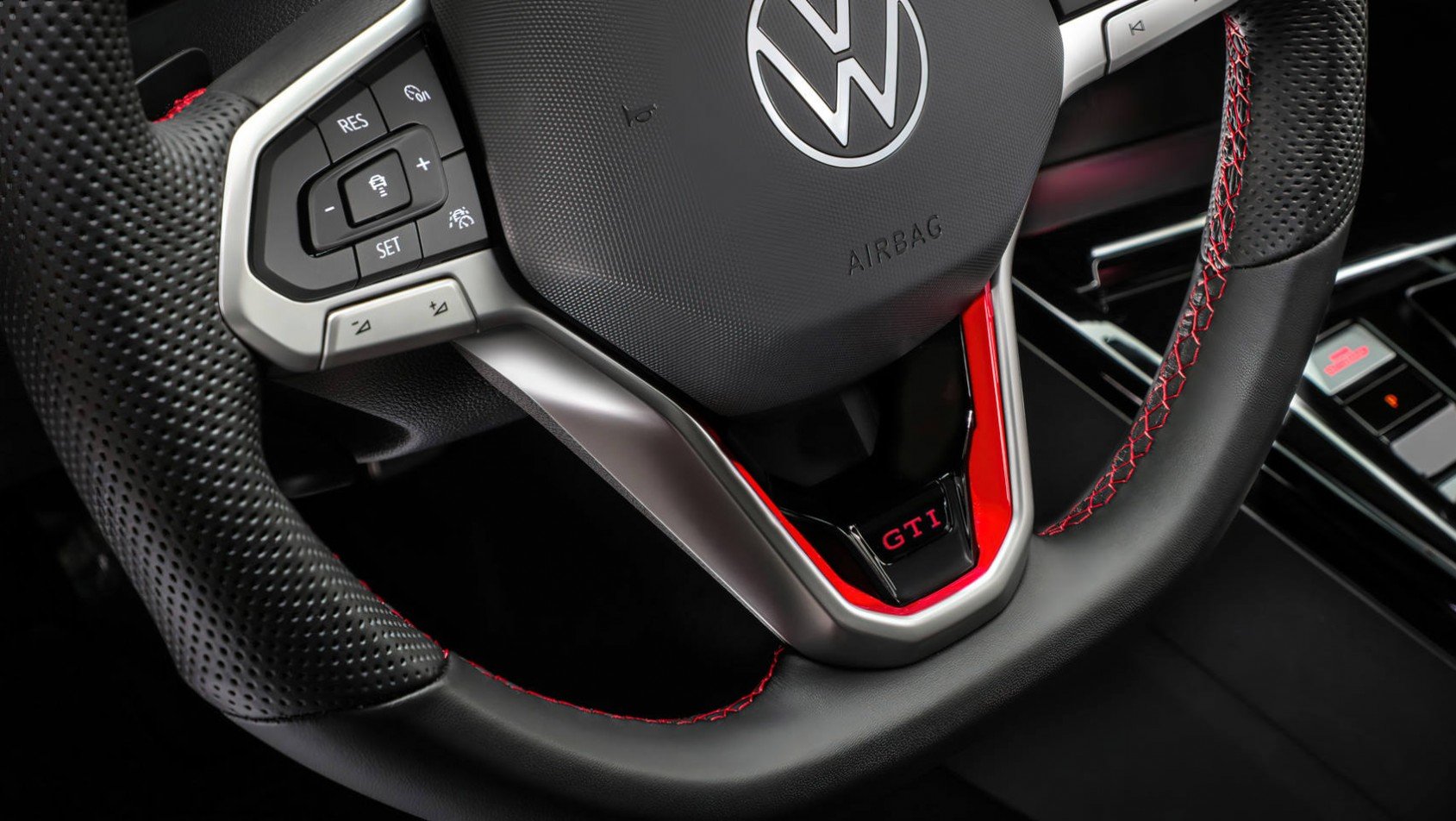 Volkswagen Golf 2024 Volkswagen Golf GTI Mk8.5 detal wnętrza