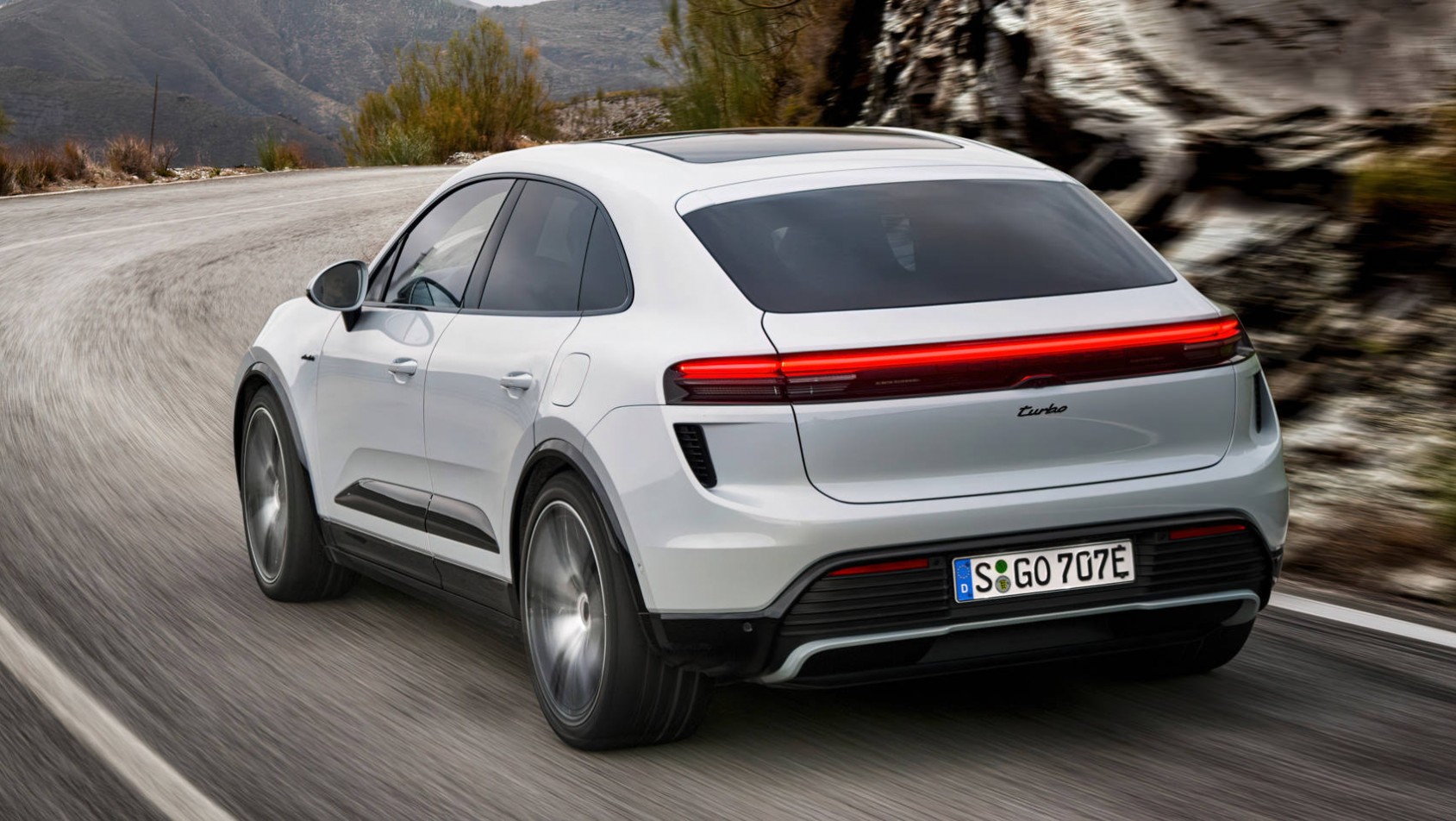 Porsche Macan Porsche Macan EV 2024 jazda