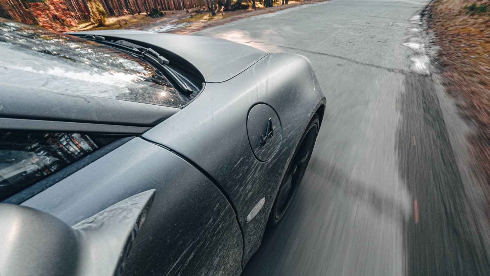 Alpine A110 detal nadwozia przód