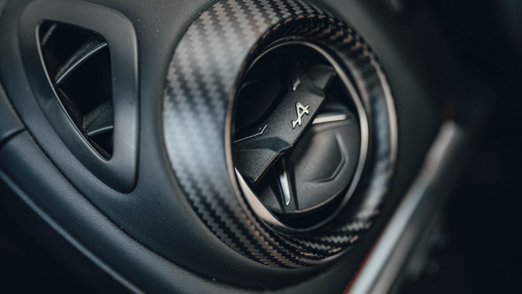 Alpine A110 detal wnętrza