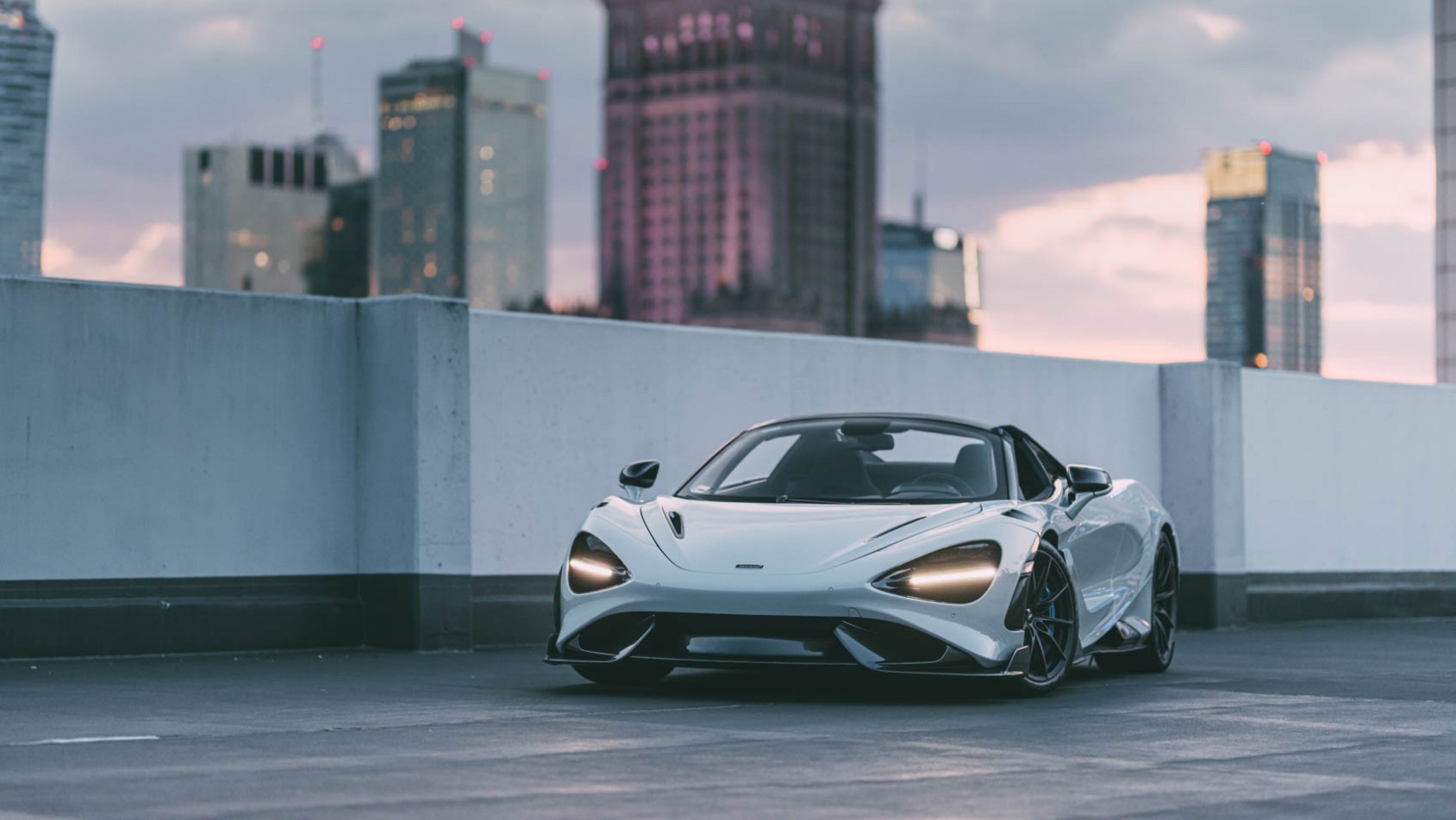 McLaren 765LT Spider przód