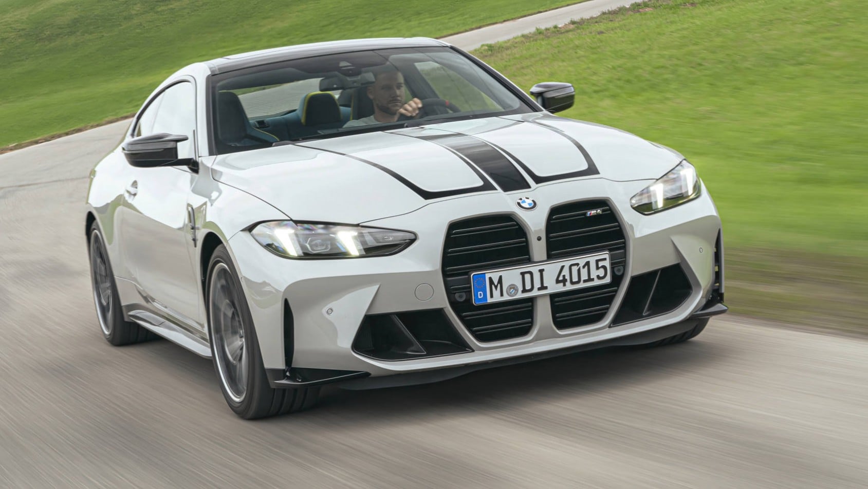 2024 BMW M4 Competition lifting