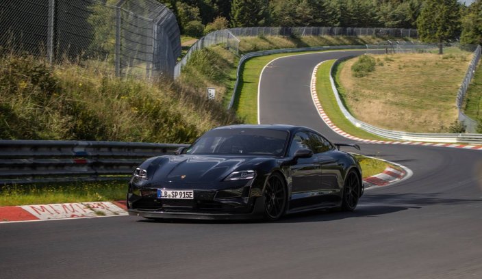 Porsche Taycan Turbo GT nurburgring