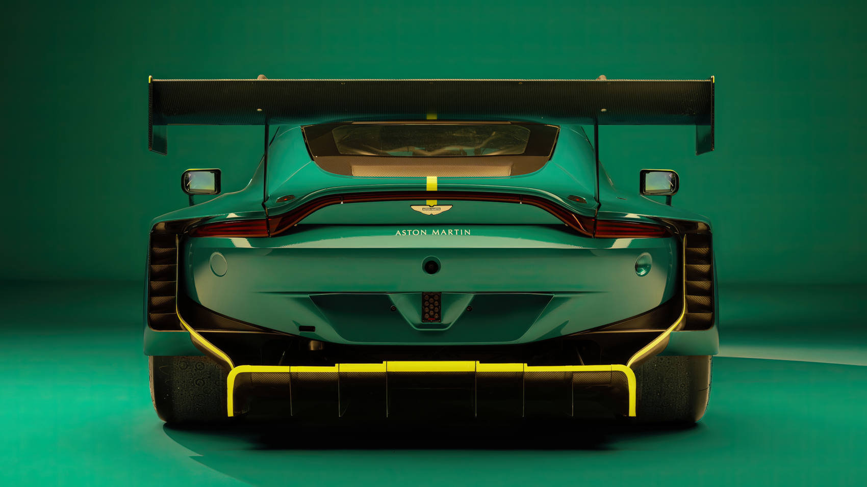 Aston Martin Vantage GT3 2024 spoiler tył