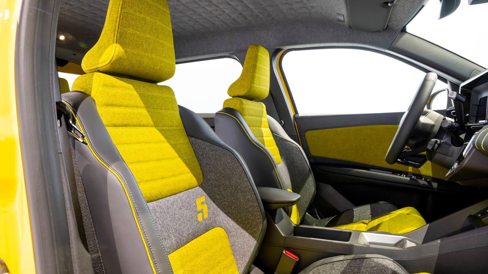 2024 Renault 5 E-Tech wnętrze