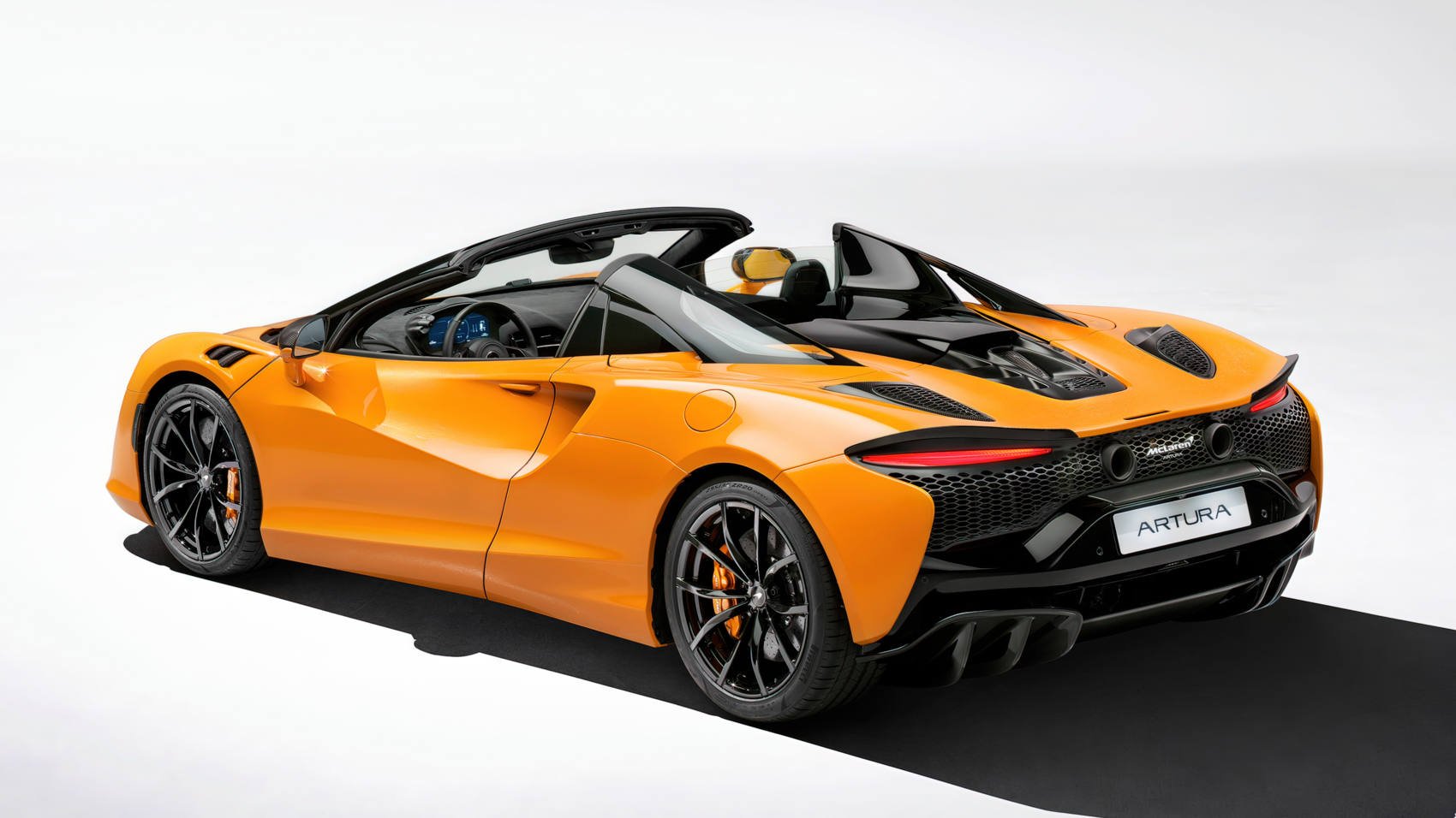 McLaren Artura Spider 2025 otwarty dach