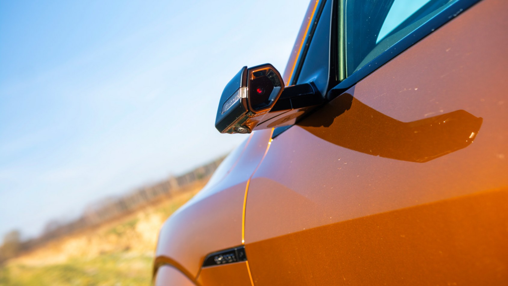 Audi SQ8 Sportback e-tron lusterko