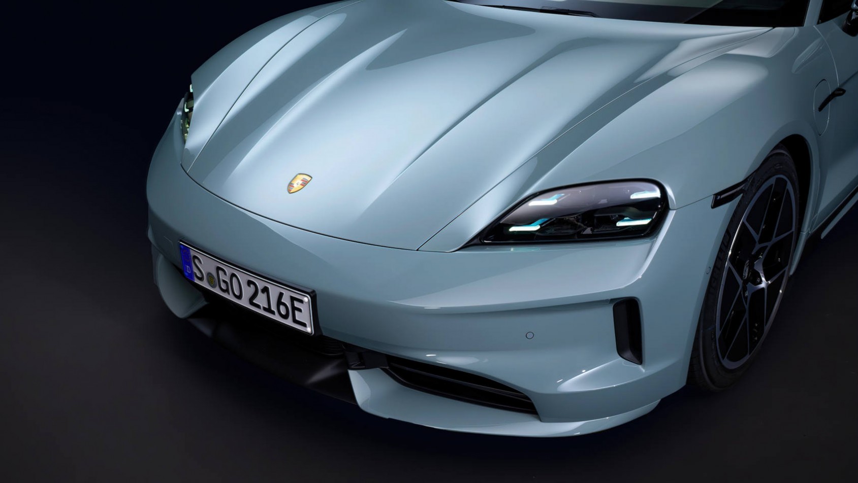 2024 Porsche Taycan przód