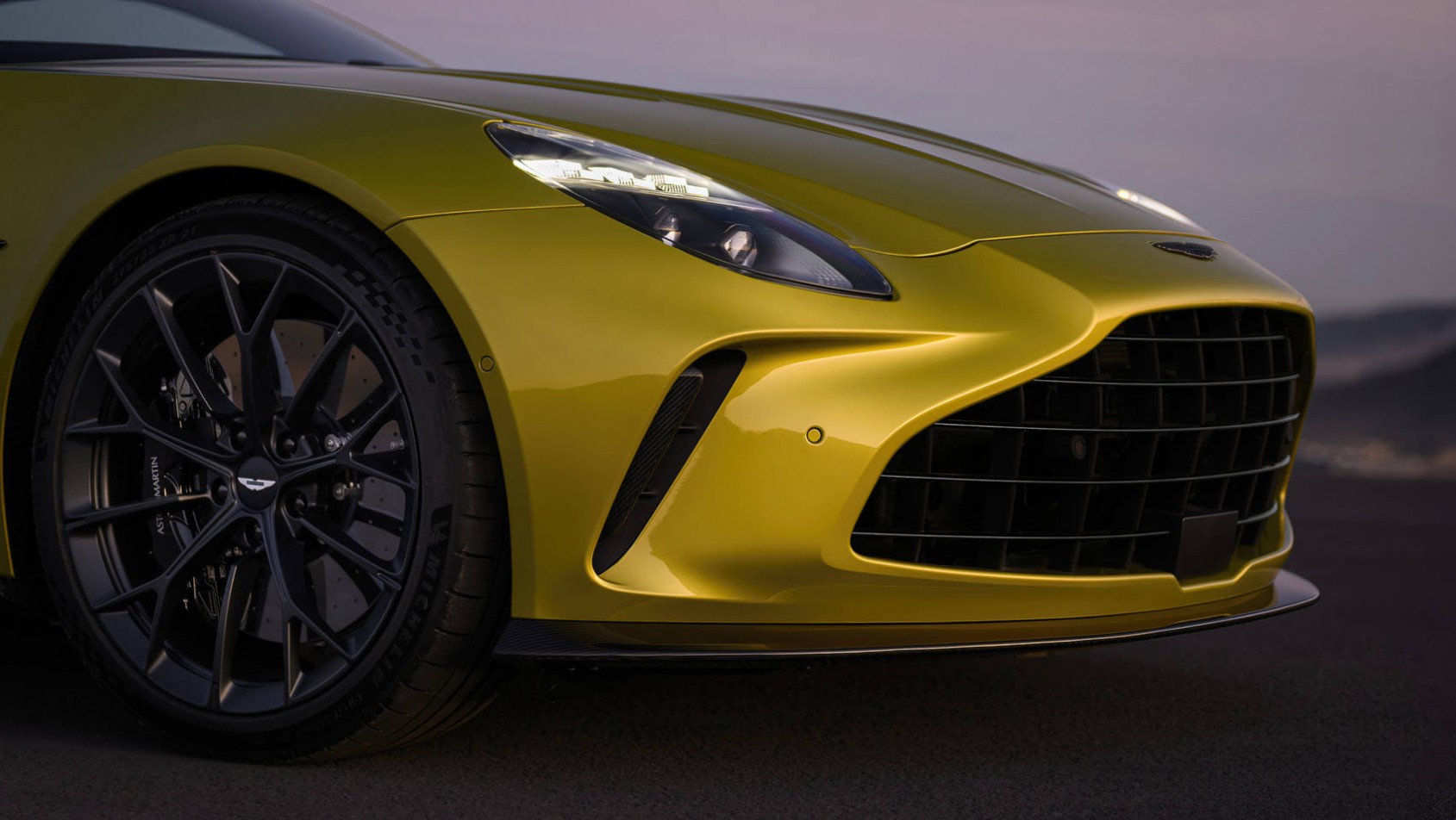 2024 Aston Martin Vantage coupe detal przód