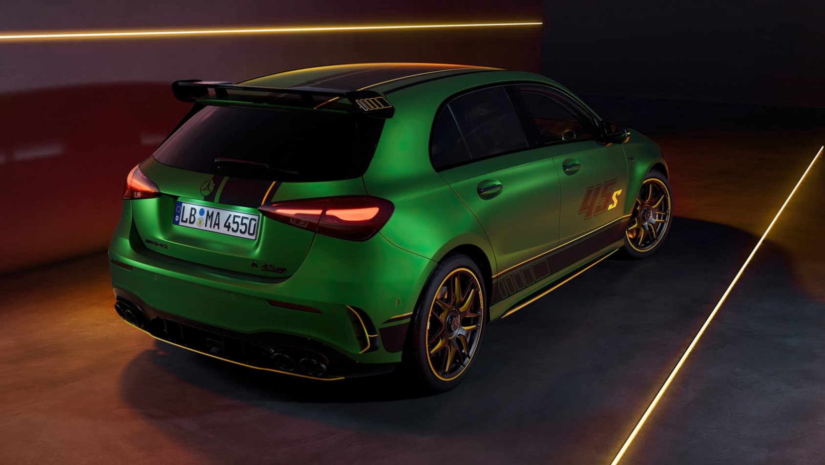 Galeria 2024 MercedesAMG A45 S Limited Edition Evo