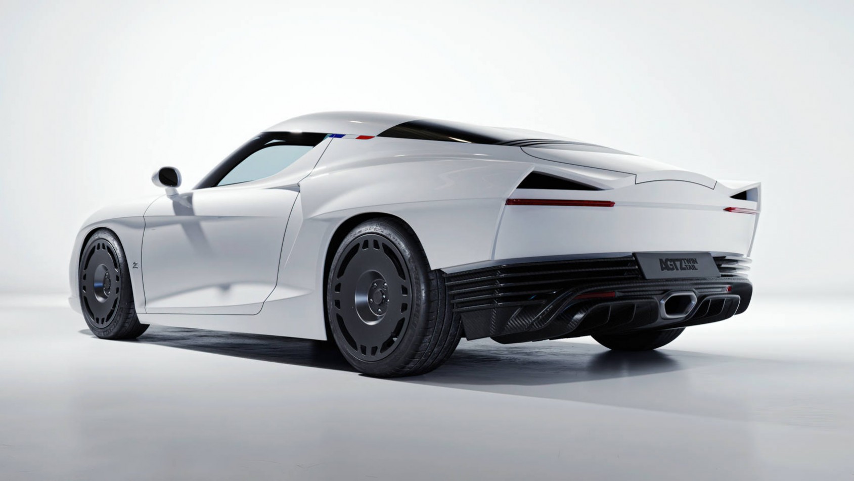 Zagato AGTZ Twin Tail short white