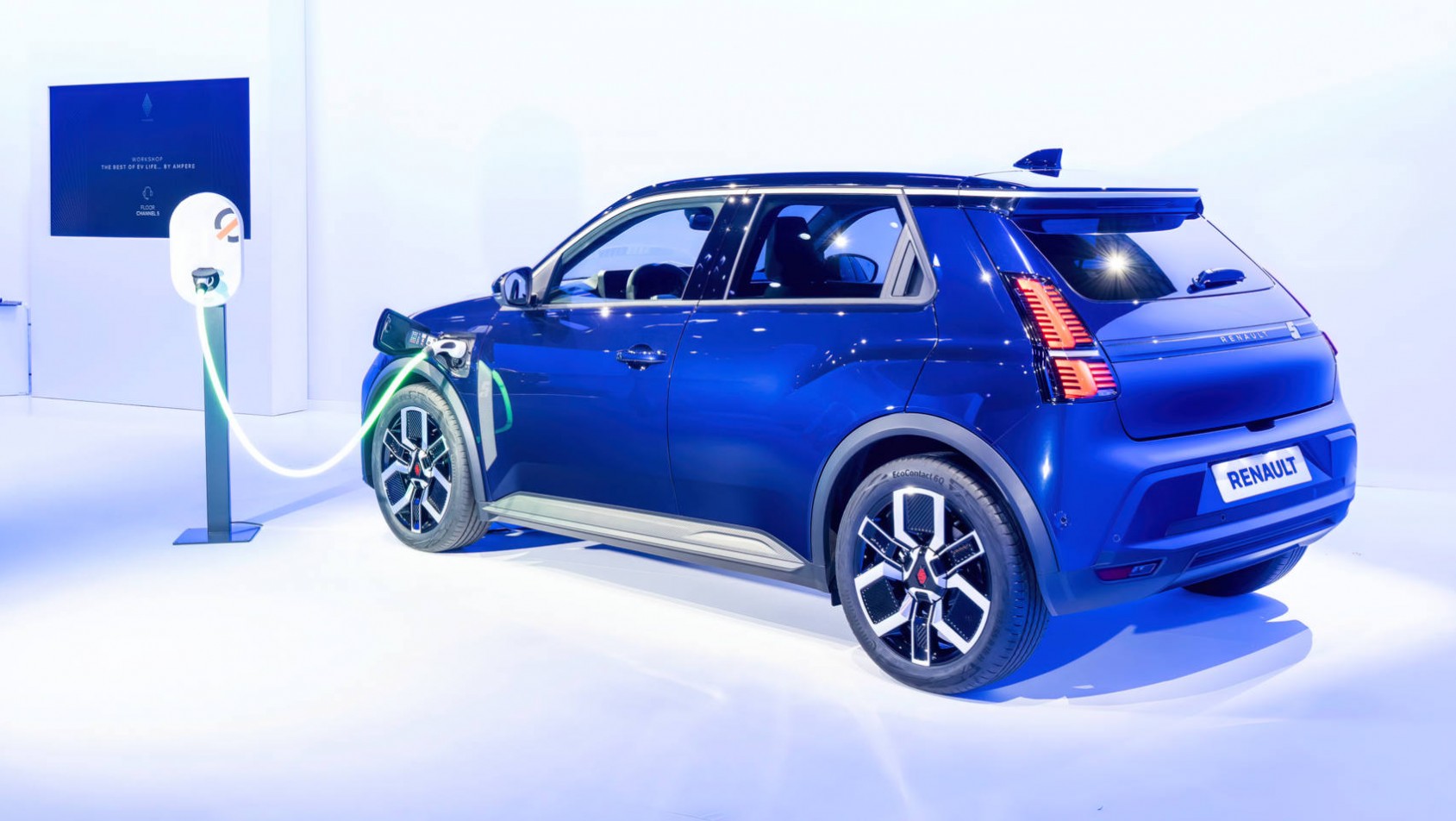 2024 Renault 5 E-Tech ładowanie