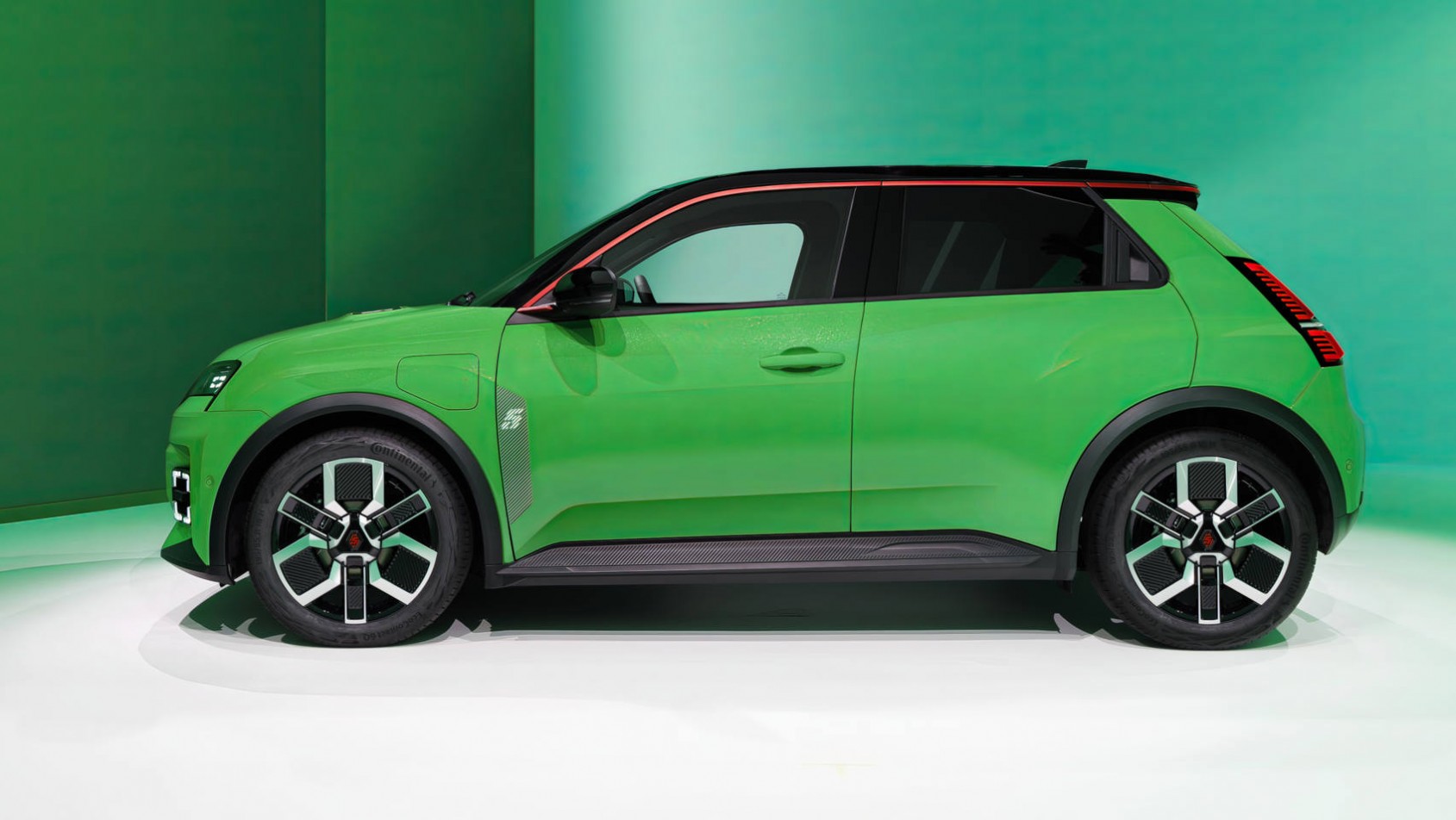 2024 Renault 5 E-Tech pop green profil