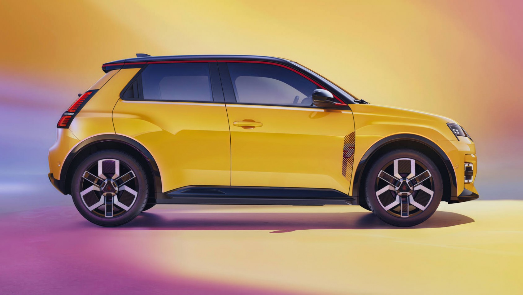 2024 Renault 5 E-Tech pop yellow