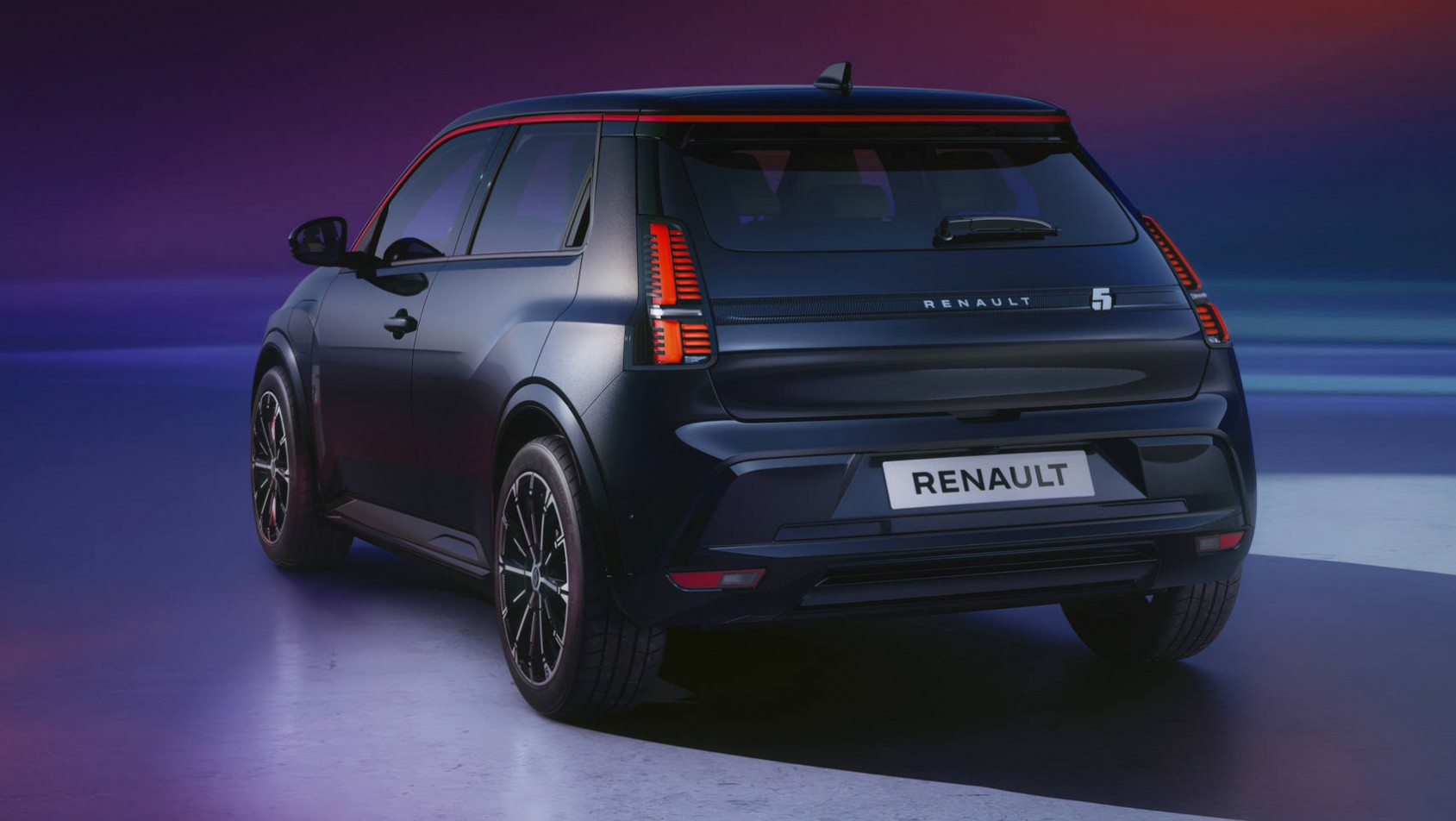 2024 Renault 5 E-Tech czarny