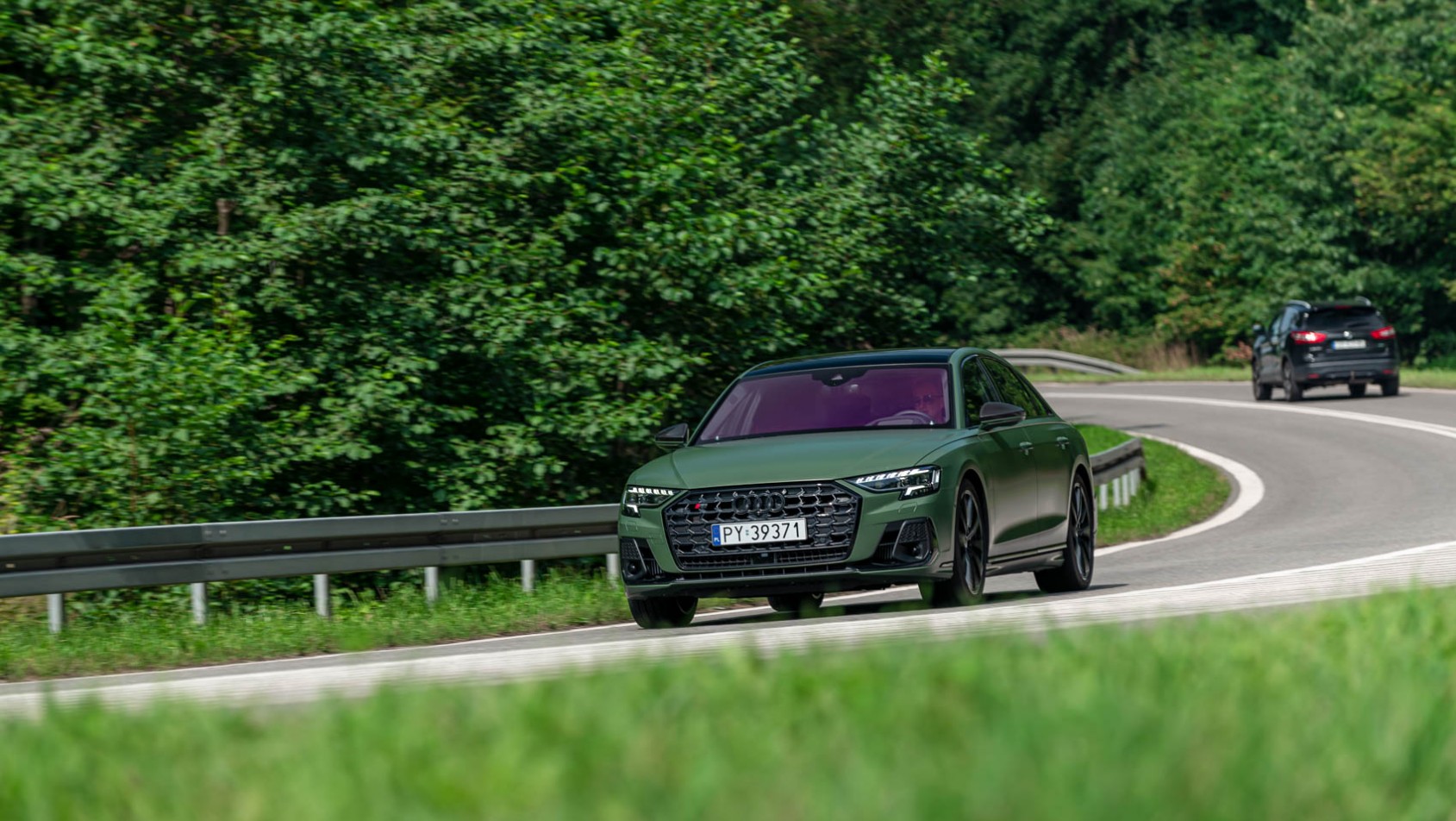 2024 Audi S8 na serpentynach