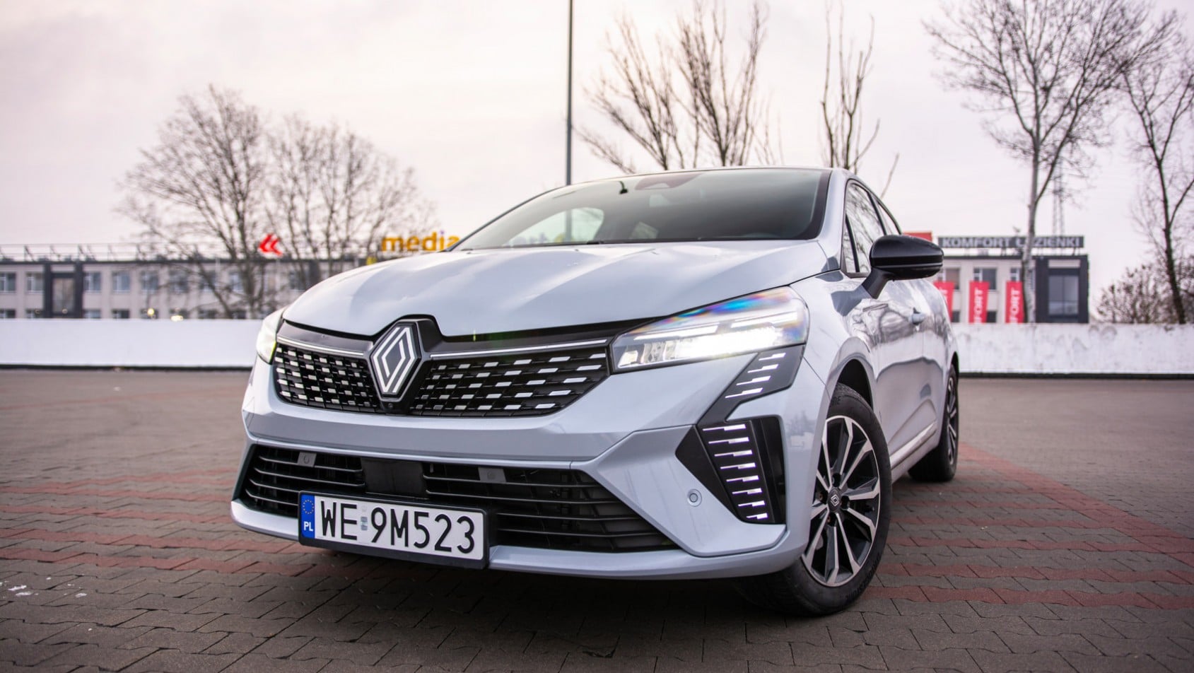 2024 Renault Clio E-Tech przód