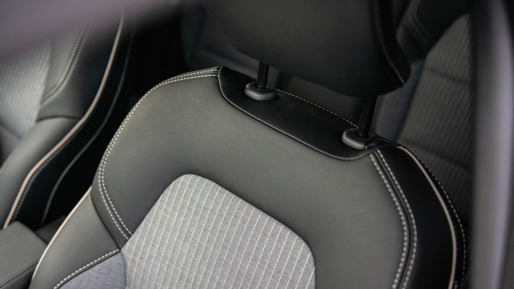 2024 Renault Clio E-Tech fotel