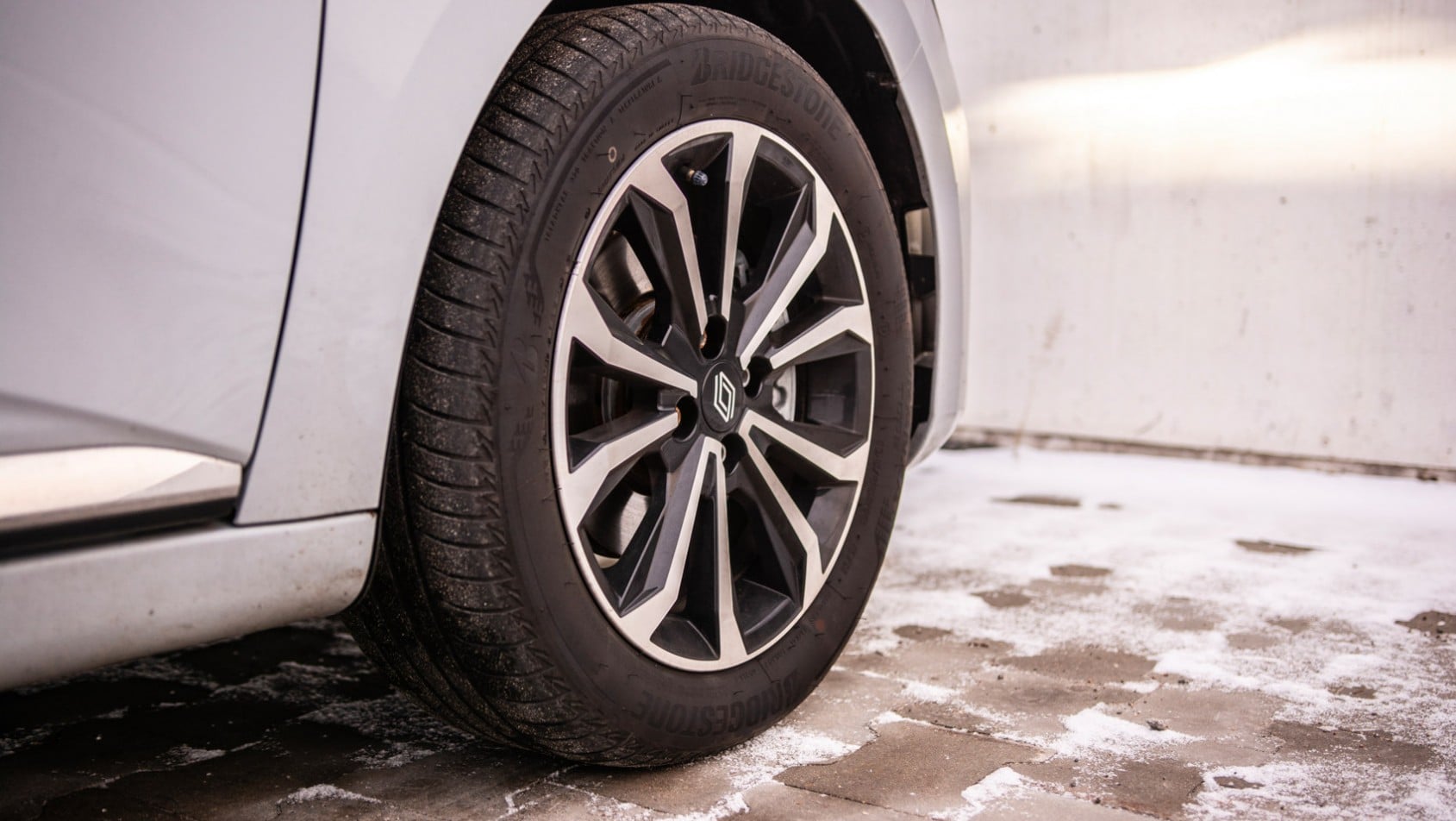 2024 Renault Clio E-Tech koła