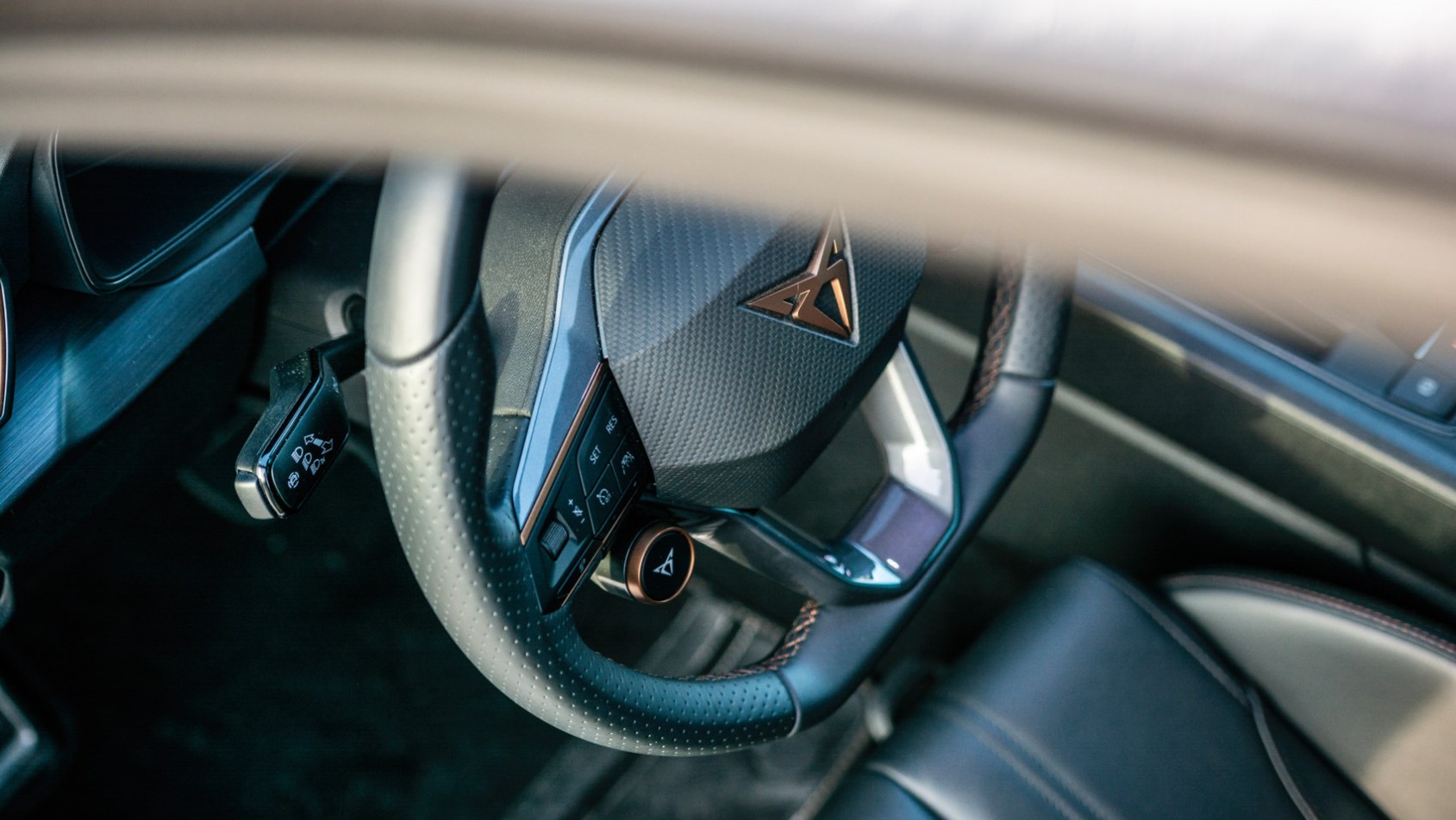 Cupra Leon Sportstourer 4Drive detal wnętrza