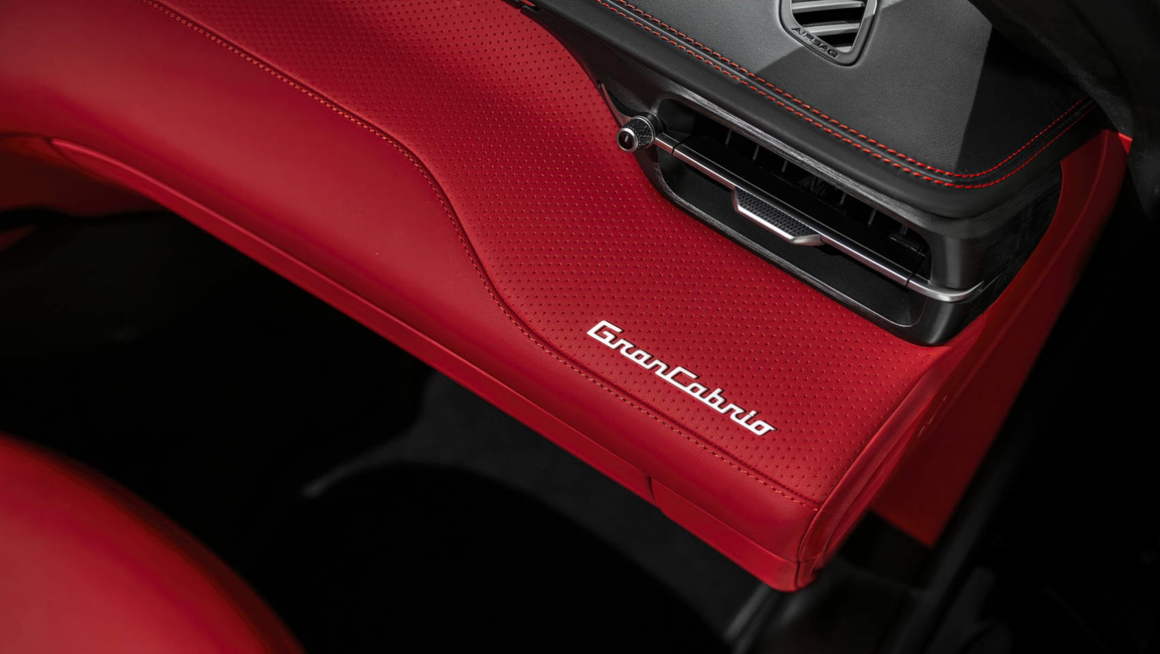 2024 Maserati GranCabrio Trofeo detal wnętrza