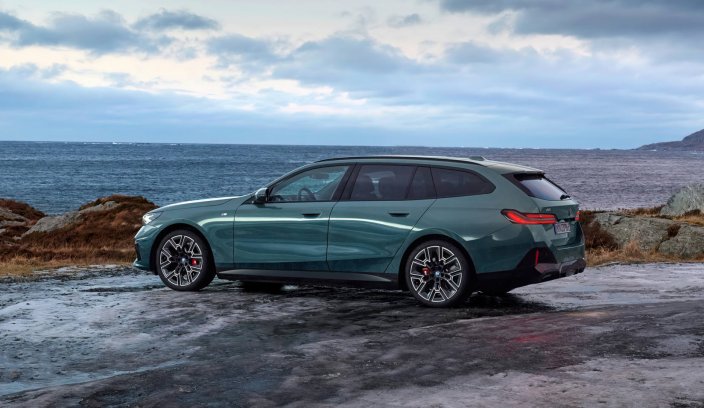 2024 BMW serii 5/i5 Touring prezentacja
