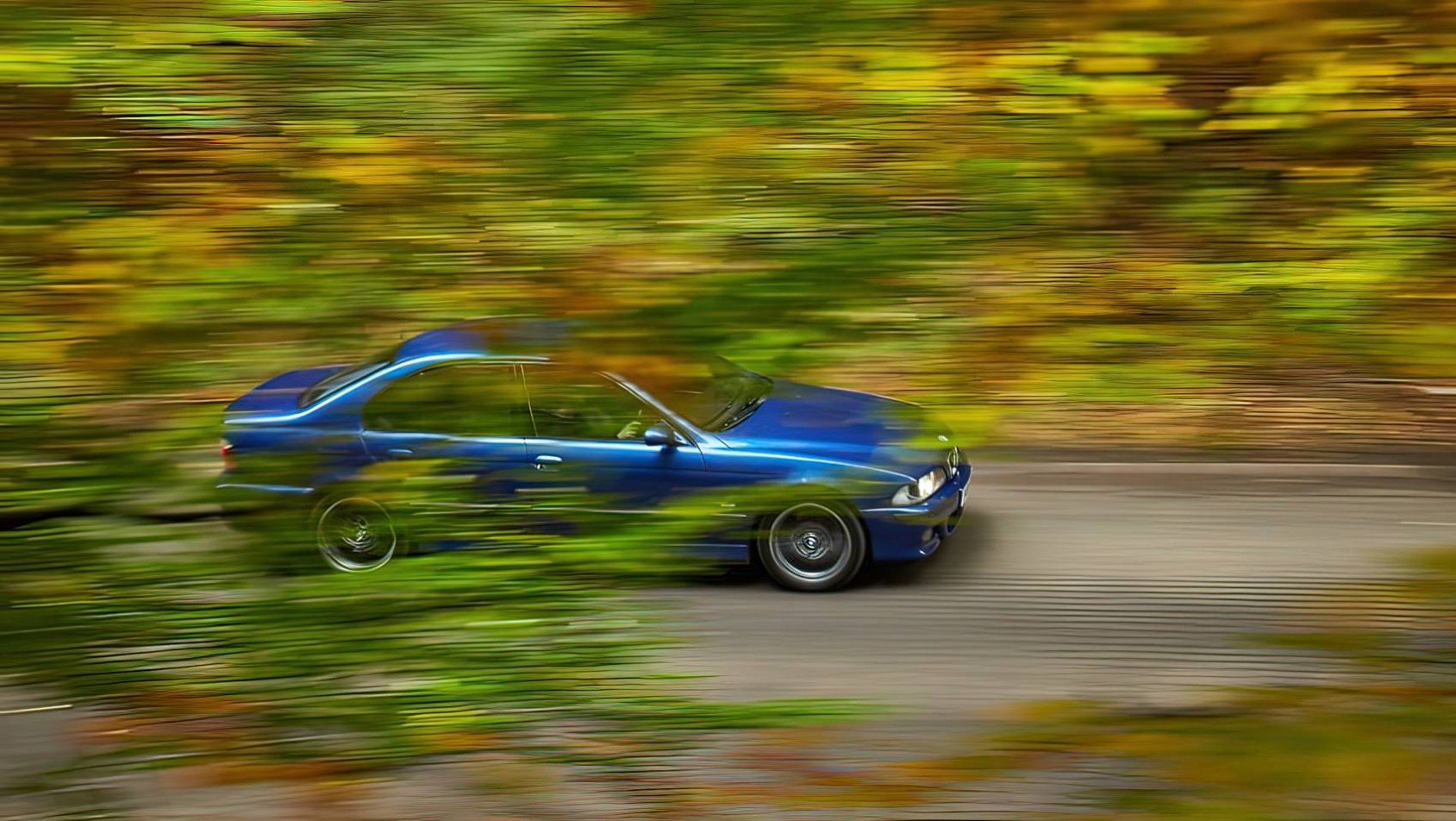BMW M5 BMW M5 E39 dynamika