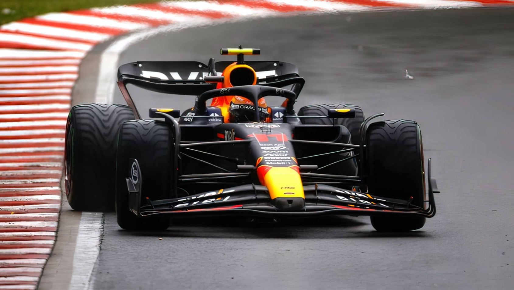 Sergio Perez My Life and Cars bolid RBR