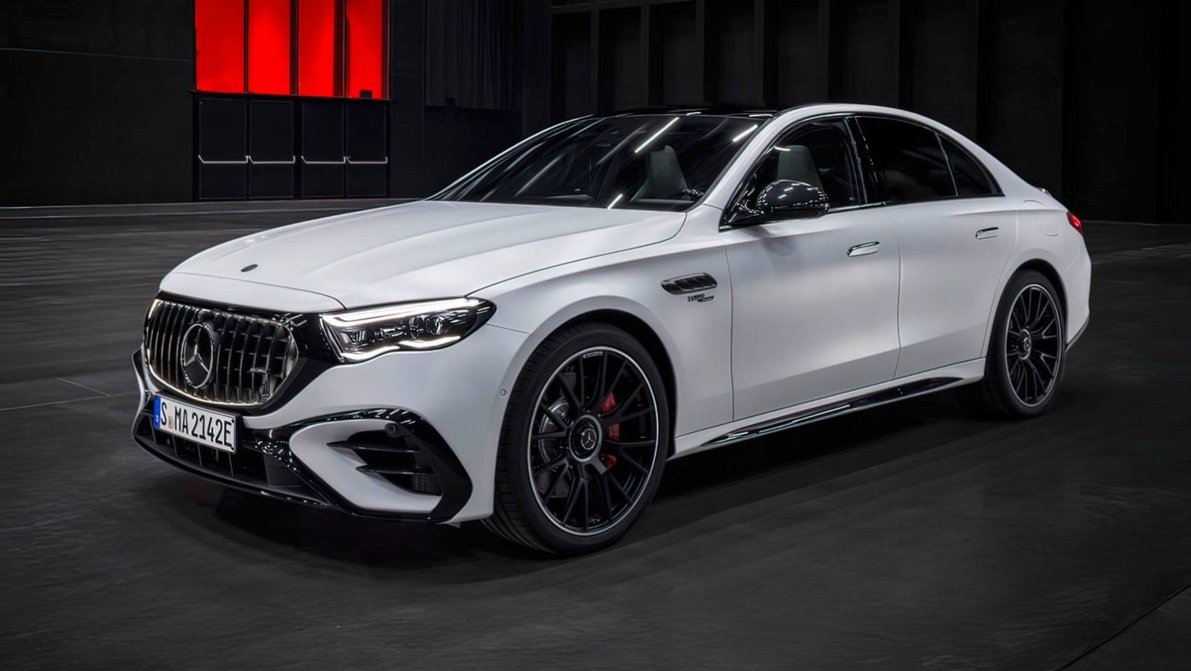 2024 Mercedes-AMG E53 W214 design