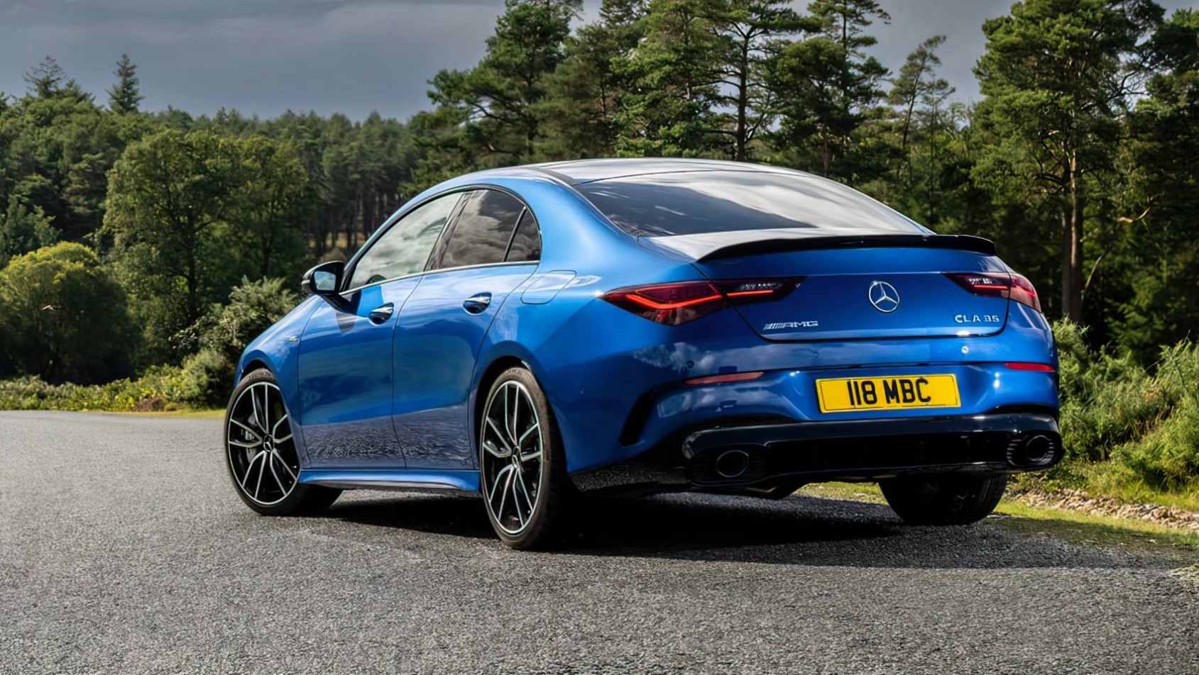 2024 Mercedes-AMG CLA35 tył