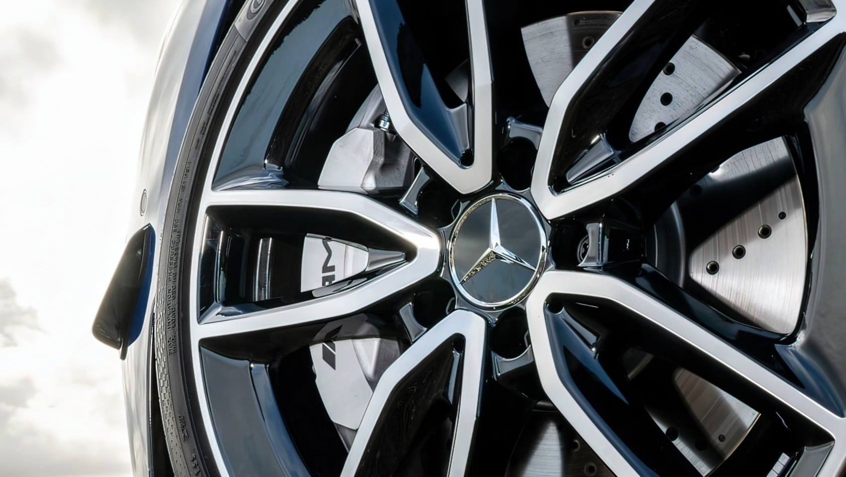 2024 Mercedes-AMG CLA35 felgi