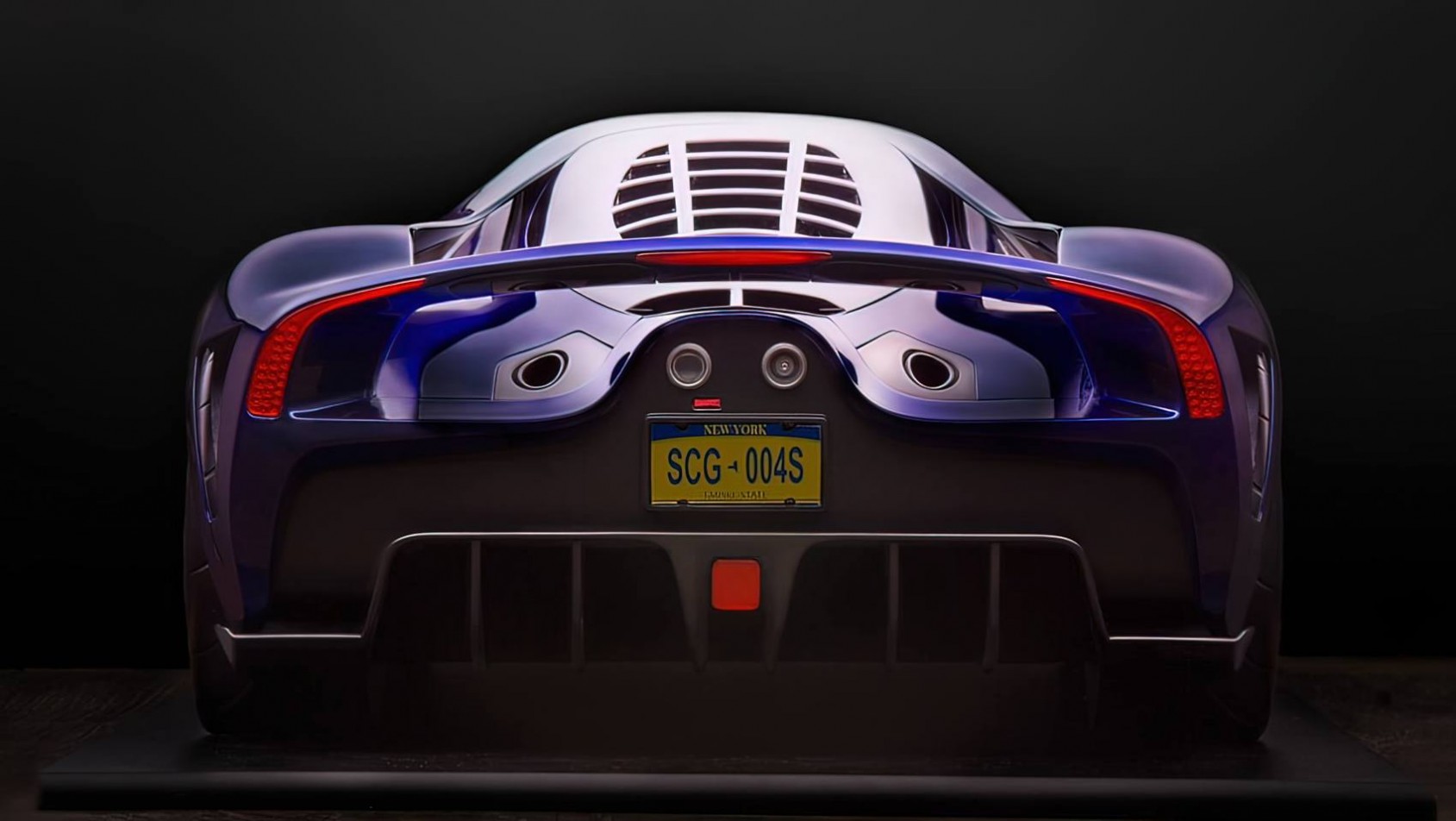 Scuderia Cameron Glickenhaus 004S wydech