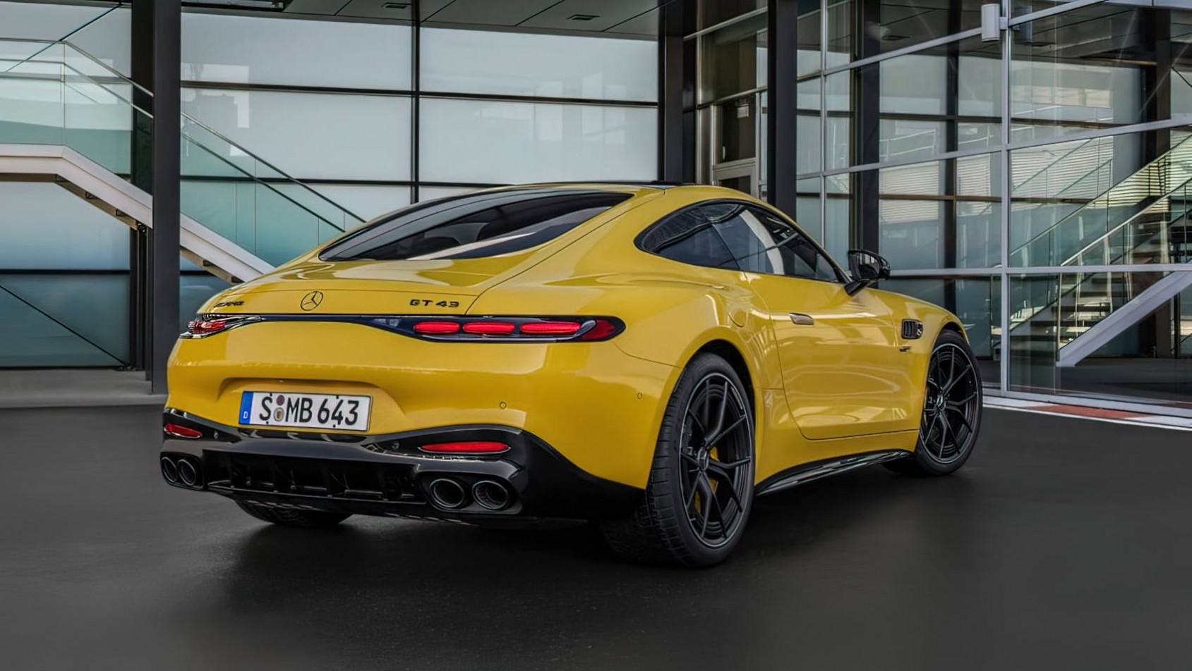 2024 Mercedes-AMG GT 43 tył