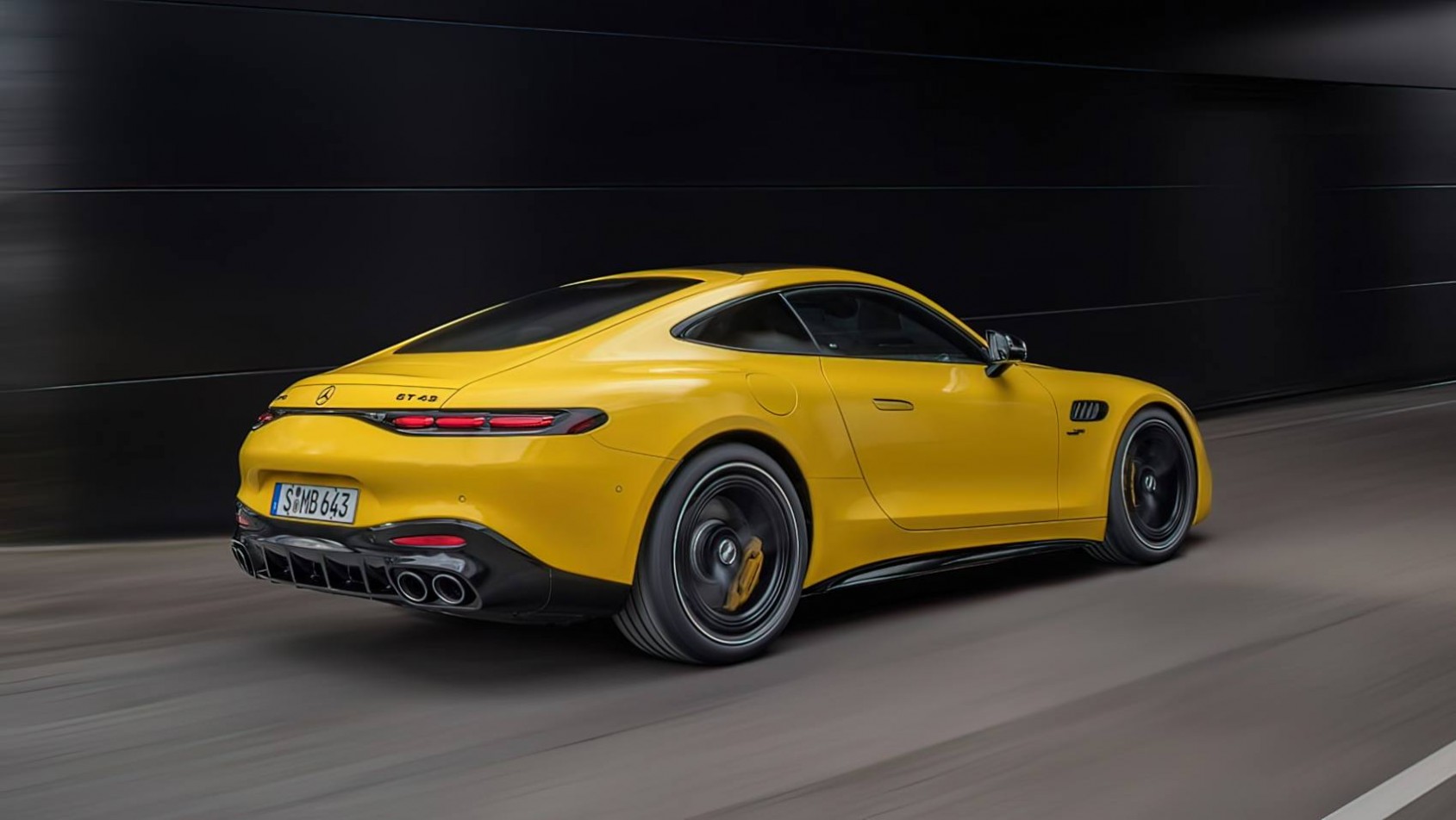 2024 Mercedes-AMG GT 43 design