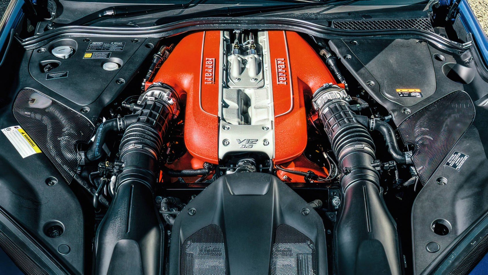 Ferrari 812 następca silnik V12