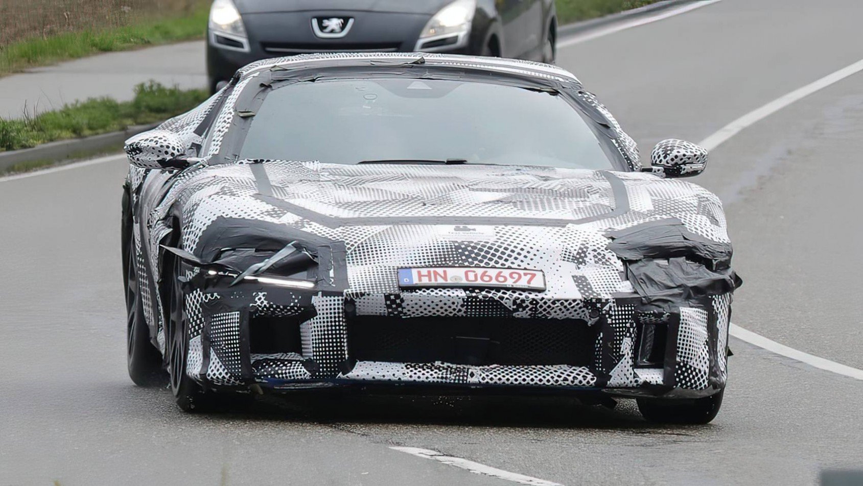 Ferrari super-GT spyshot przedni pas