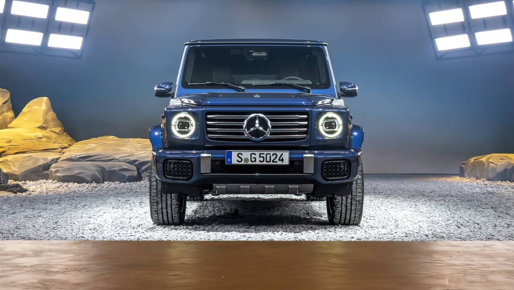Mercedes-AMG G63 2024 Mercedes-Benz G500 przód