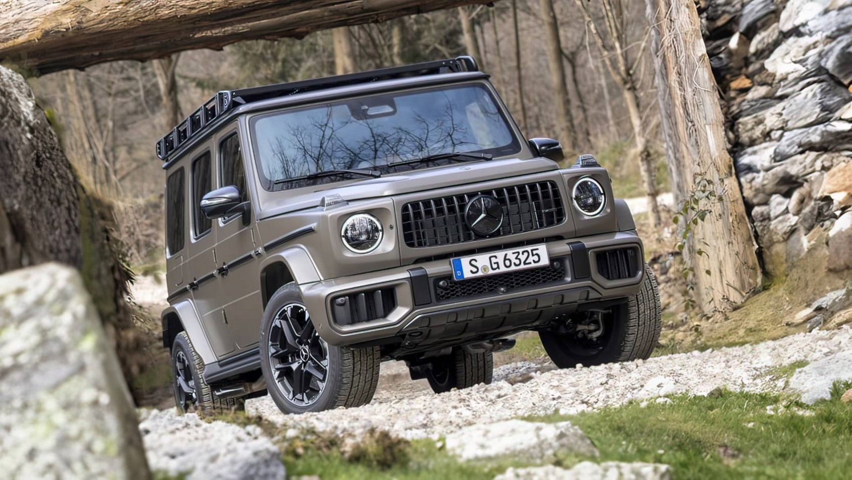 Mercedes-AMG G63 2024 Mercedes-AMG G63 brązowy przód